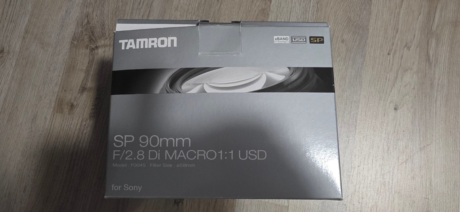 Tamron macrolens 90mm F2.8 1:1, Ophalen