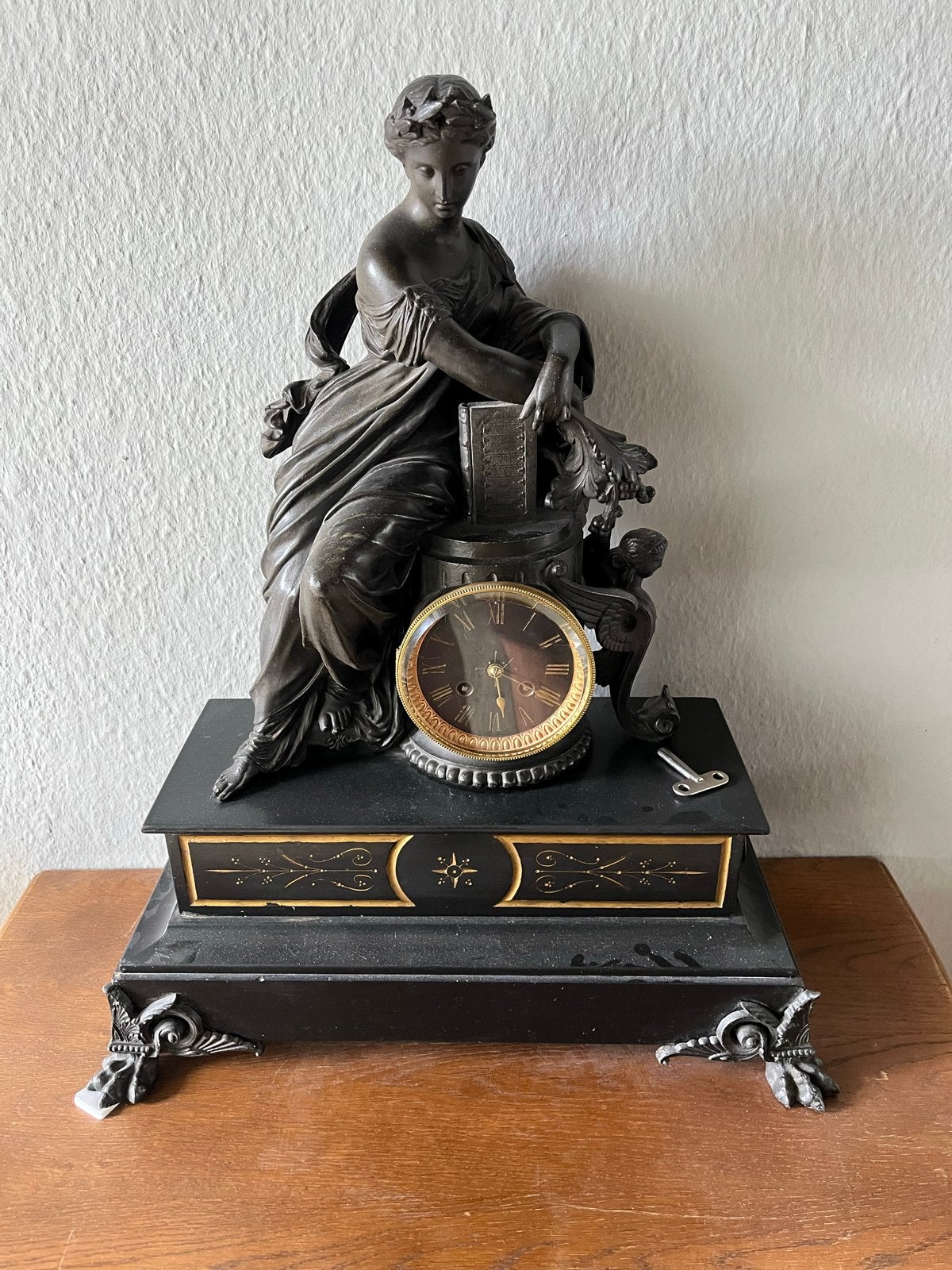 Antieke Bronzen Klok met Beeld van Vrouw, Ophalen