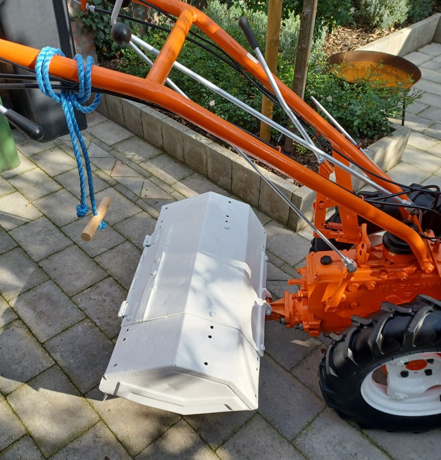Valpadana 12pk Diesel Tuinfrees (Lombardini 3LD510), Ophalen