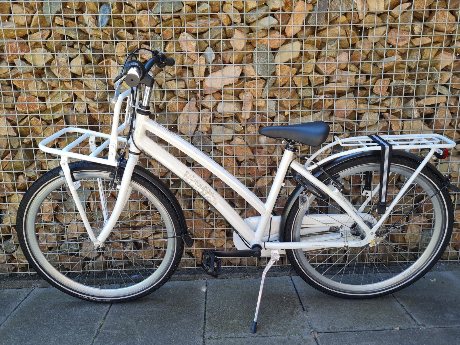 Nette en hippe 26" Alpina Curve meisjesfiets 3V (nagekeken), Terugtraprem, Gebruikt, Alpina, Versnellingen