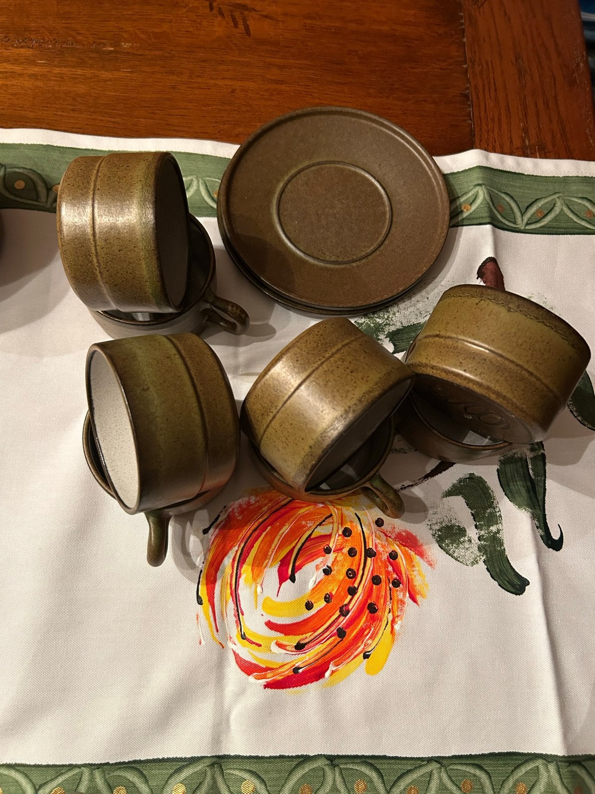 8 Vintage theekopjes met schotels van Lucie Q Bakker, Antiek en Kunst, Ophalen of Verzenden