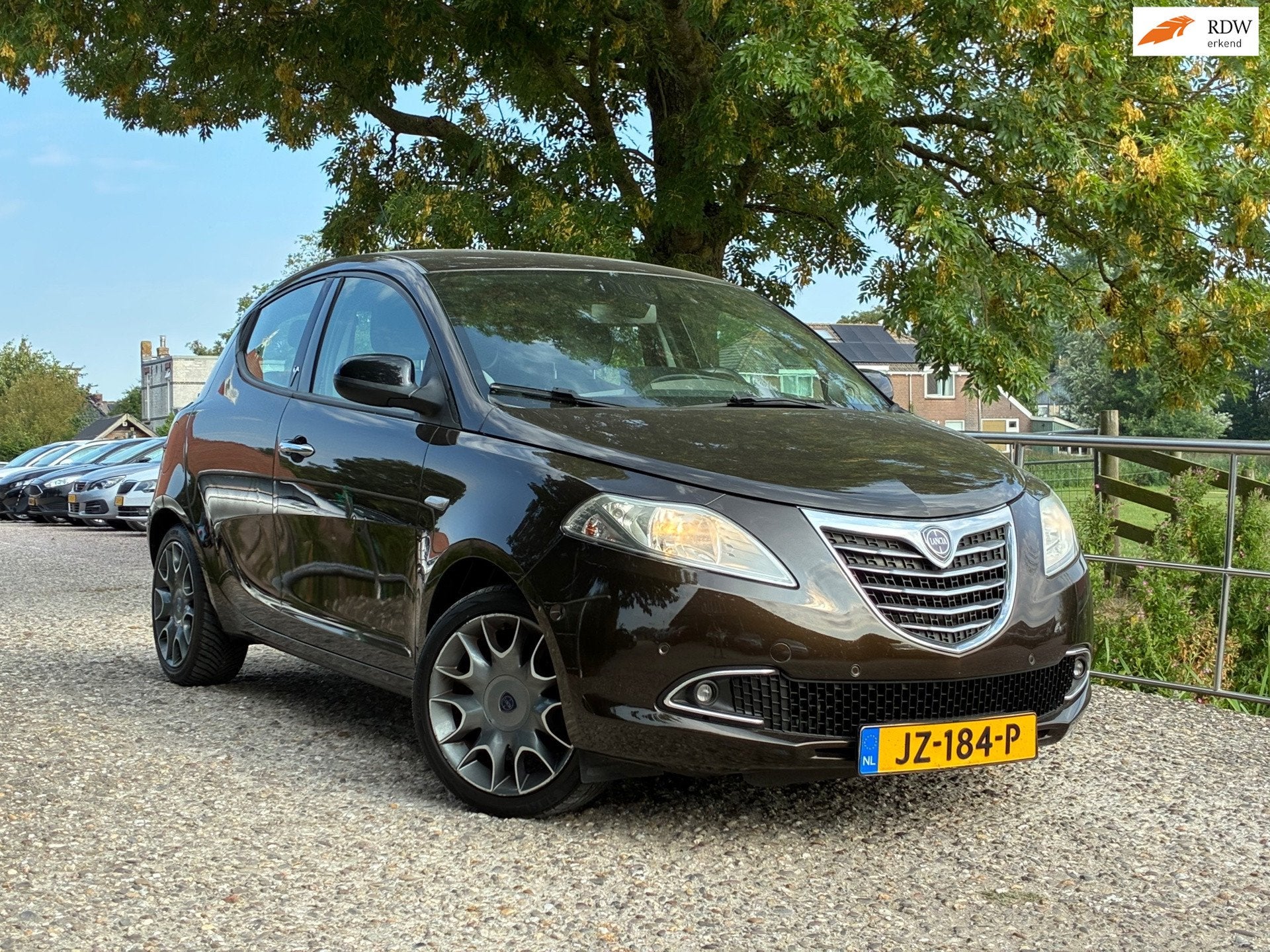 Lancia Ypsilon 0.9 TwinAir Platinum | Clima + Leder nu € 3, Voorwielaandrijving, Euro 5, 86 pk, Gebruikt