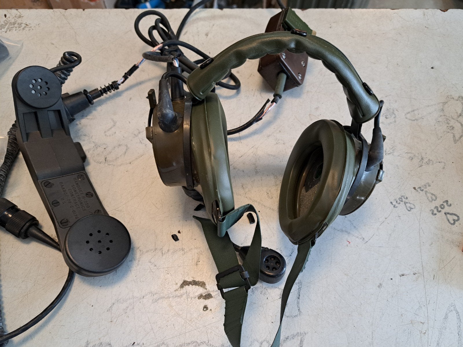 Vintage Militaire Communicatieset – Amplivox Headset & Hands, Ophalen of Verzenden, X, Engeland, Landmacht