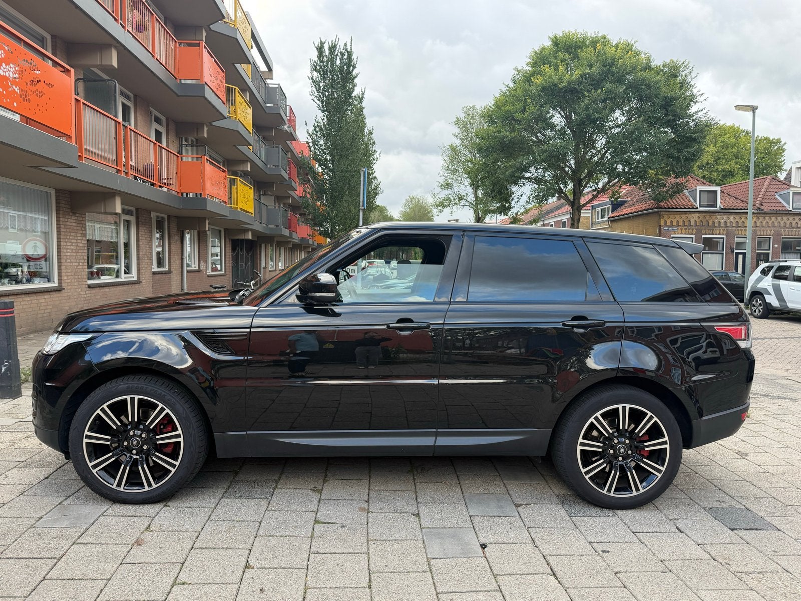 Land Rover Range Rover (sport) 3.0 Tdv6 AUT 2014 Zwart, Auto's, 2993 cc, 258 pk, 255 €/maand, Zwart