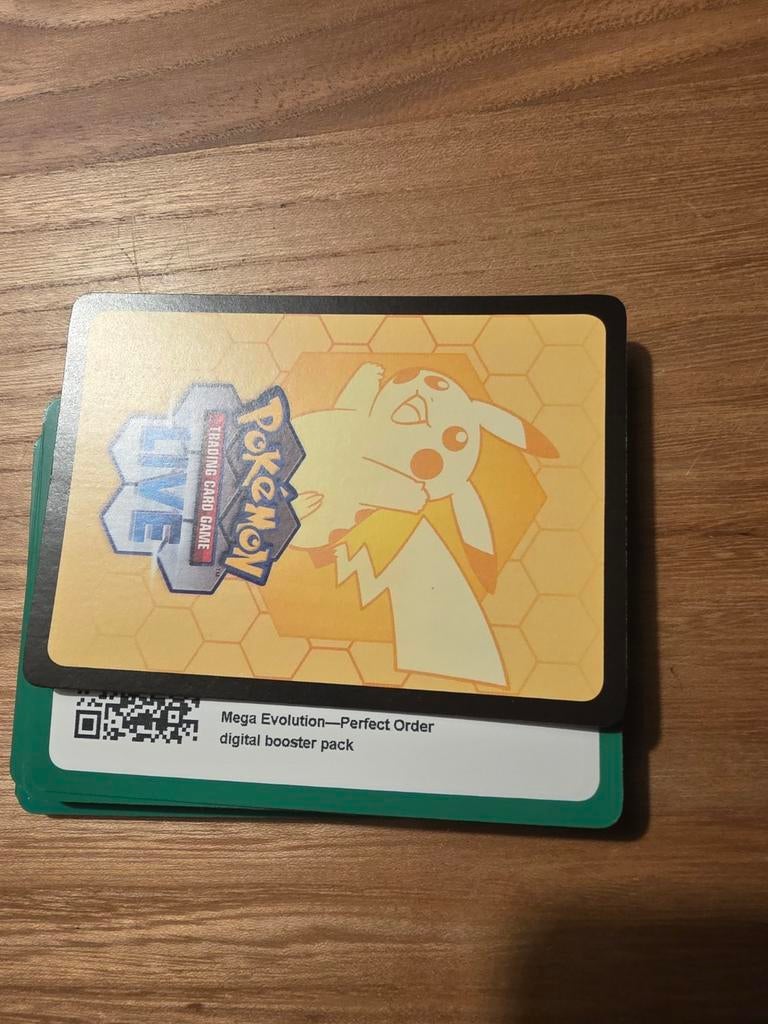 35x Pokemon online codekaarten Perfect Order, Ophalen of Verzenden, Nieuw