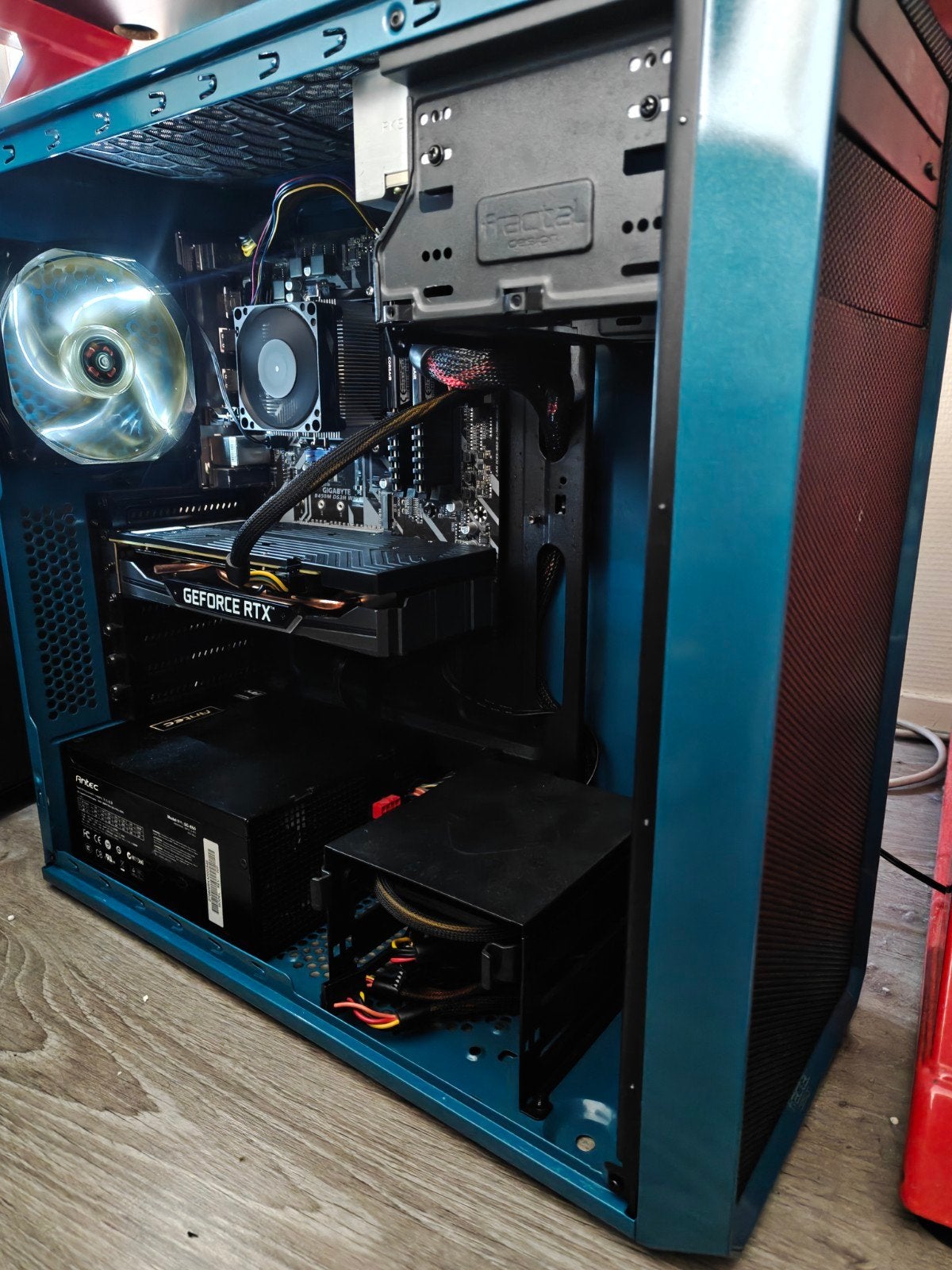 Ryzen 5 - 6 cores 12 threads | RTX 2060s 8 gb | Ram 16 gb, Ophalen of Verzenden, Zo goed als nieuw, 4 Ghz of meer, SSD