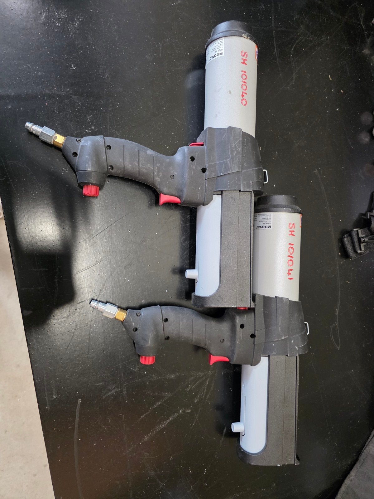 2x MIXPAC DP2X 200 Pneumatisch Kitpistool, Ophalen of Verzenden, Zo goed als nieuw