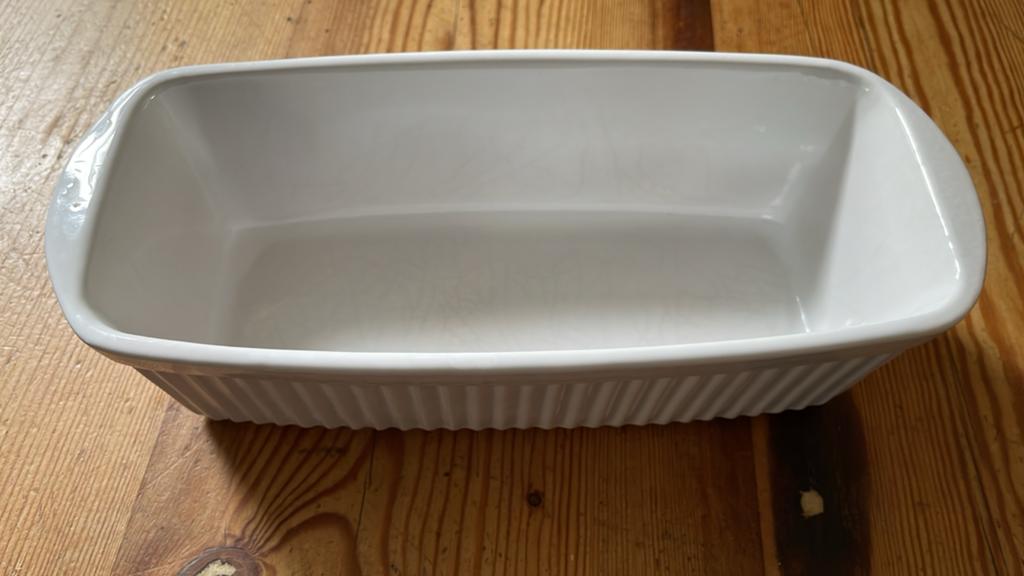 Witte keramische ovenschaal / ovenschaal, Overige typen, Ophalen of Verzenden, Zo goed als nieuw, Steen/keramiek