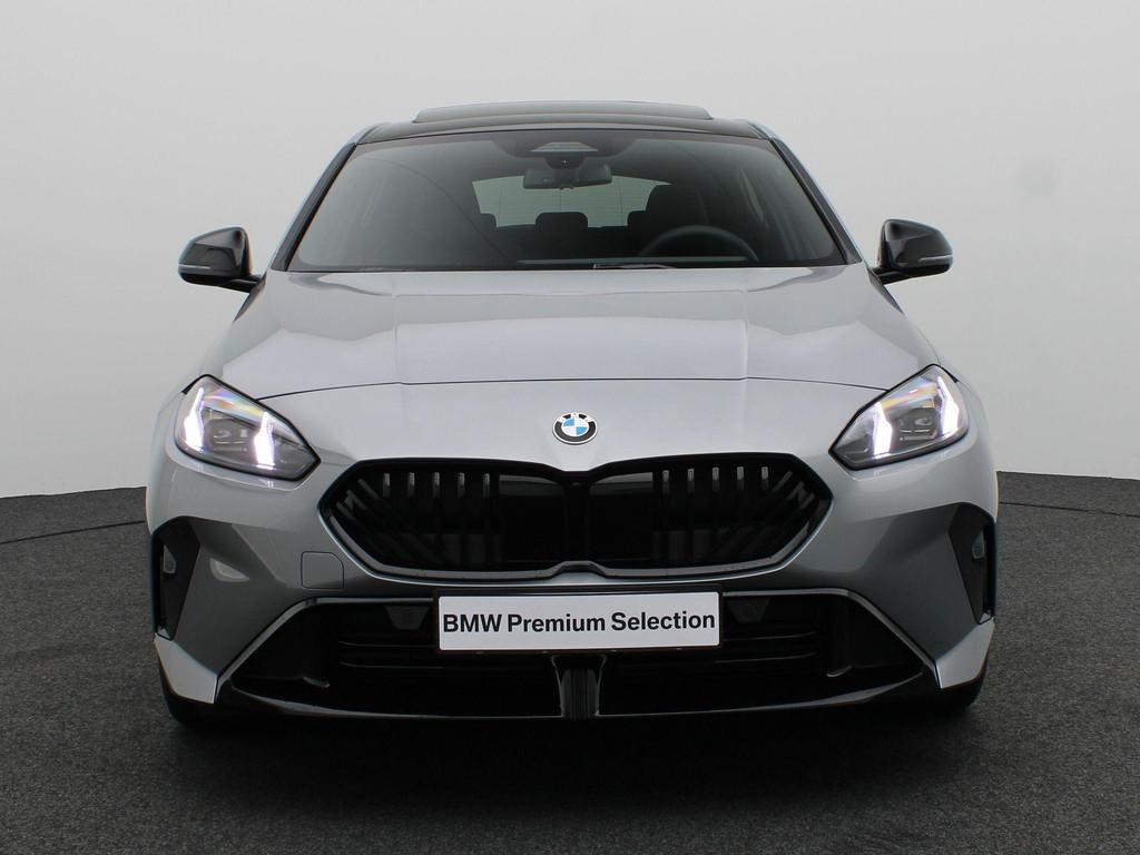 BMW 1 Serie 120 M Sportpakket Pro | Premium Pack | Stuurwiel, Auto's, BMW, Stof, Met garantie (alle), Origineel Nederlands, Bedrijf