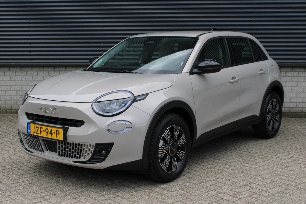 Fiat 600 1.2 Hybrid Icon, Auto's, Fiat, 145 pk, Stof, Gebruikt, Euro 6