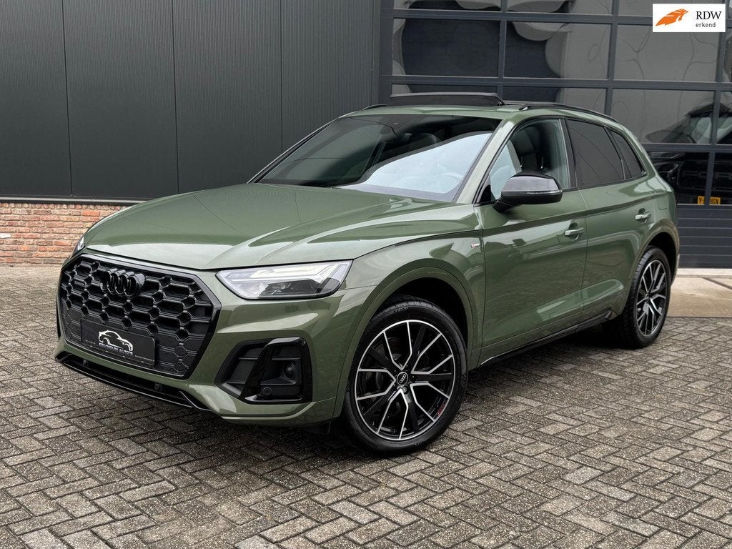Audi Q5 50 TFSI e S-line 299 pk 40070 km - Panoramadak - App, Auto's, Audi, Automaat, Gebruikt, Zwart, 4 cilinders