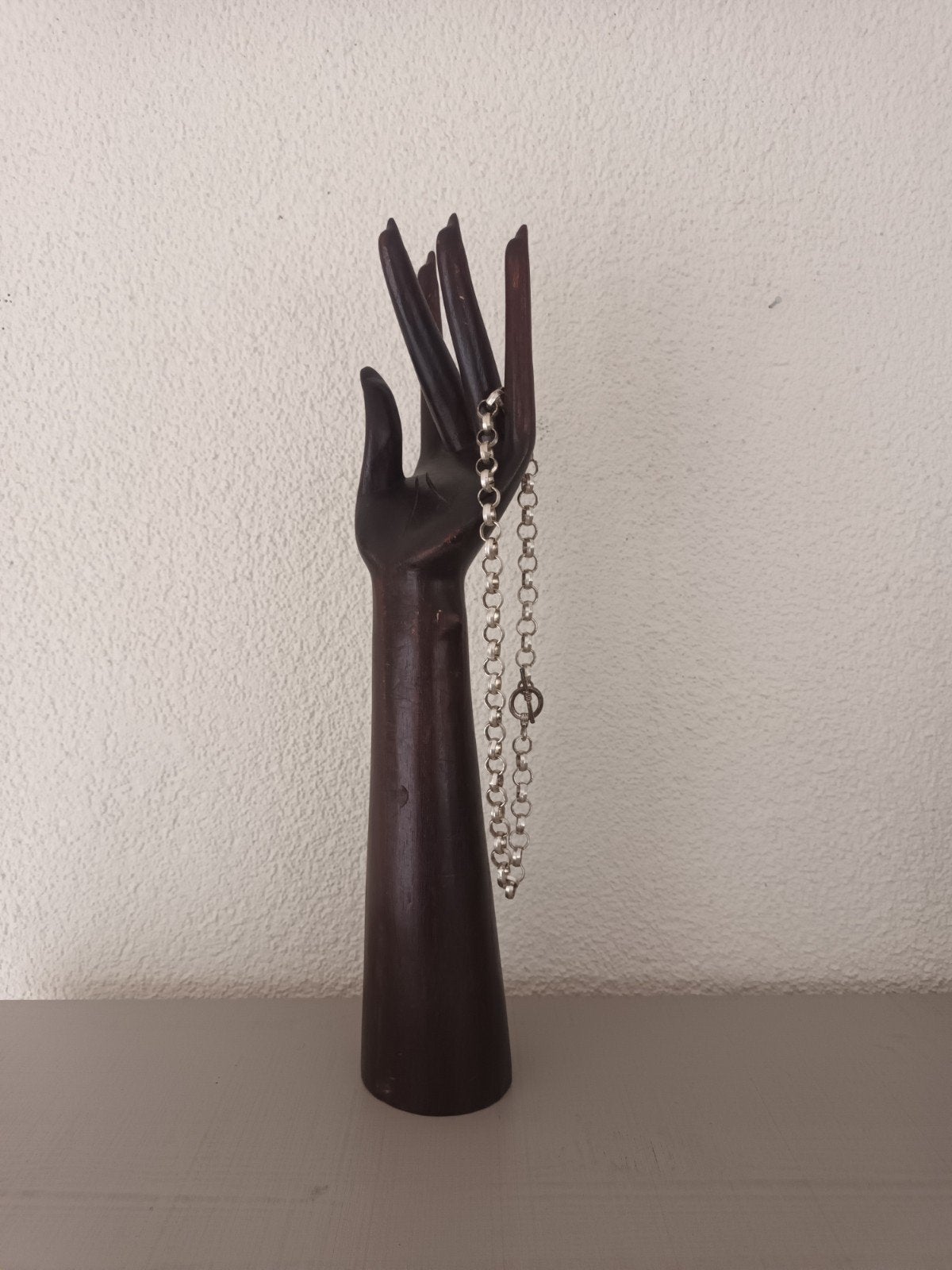 Houten hand standaard voor sieraden, Huis en Inrichting, Ophalen of Verzenden, Gebruikt, Hout
