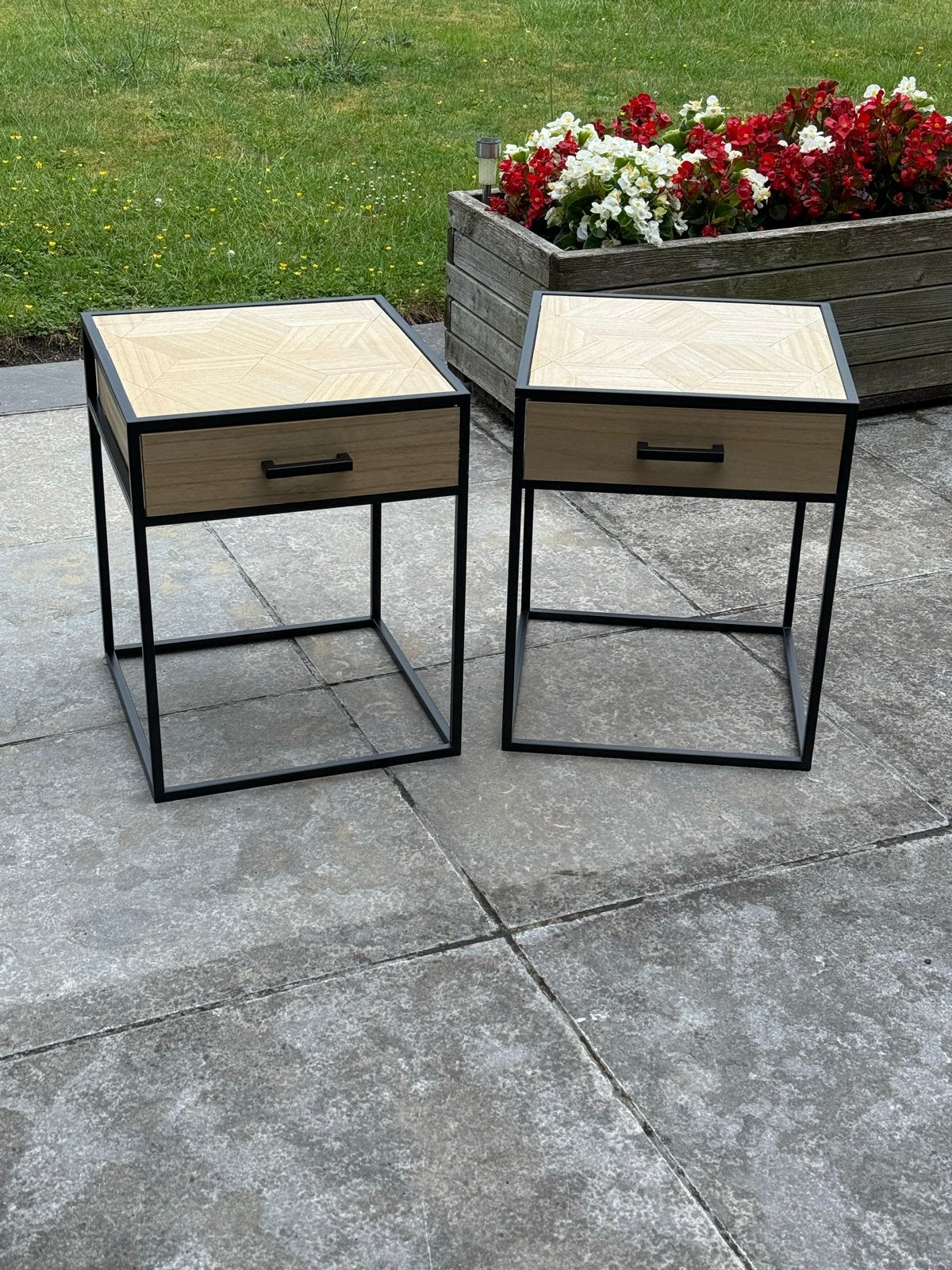 Nette nachtkastjes, Ophalen of Verzenden, Zo goed als nieuw, Minder dan 45 cm