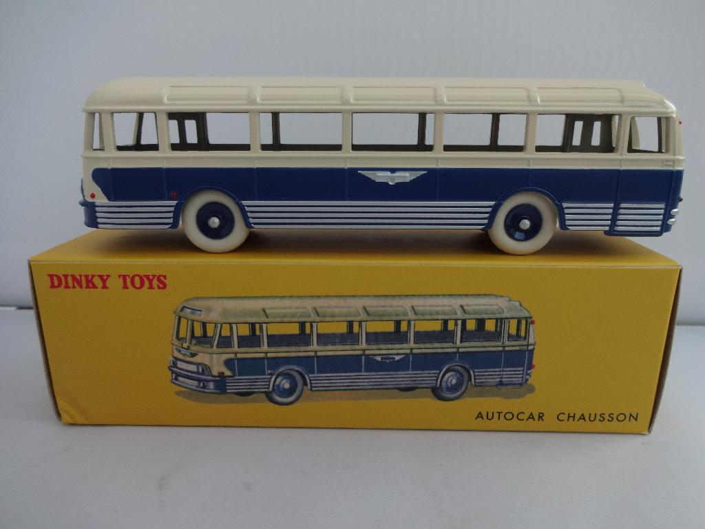 Chausson Autocar blauw/wit nr: 29F van Dinky Toys 1:66, Ophalen of Verzenden, Nieuw, Bus of Vrachtwagen