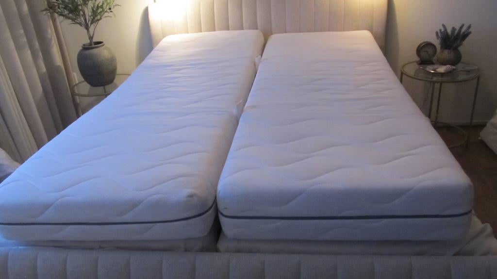 NIEUWE  / MATRAS, Ophalen, Nieuw, Eenpersoons, 80 cm
