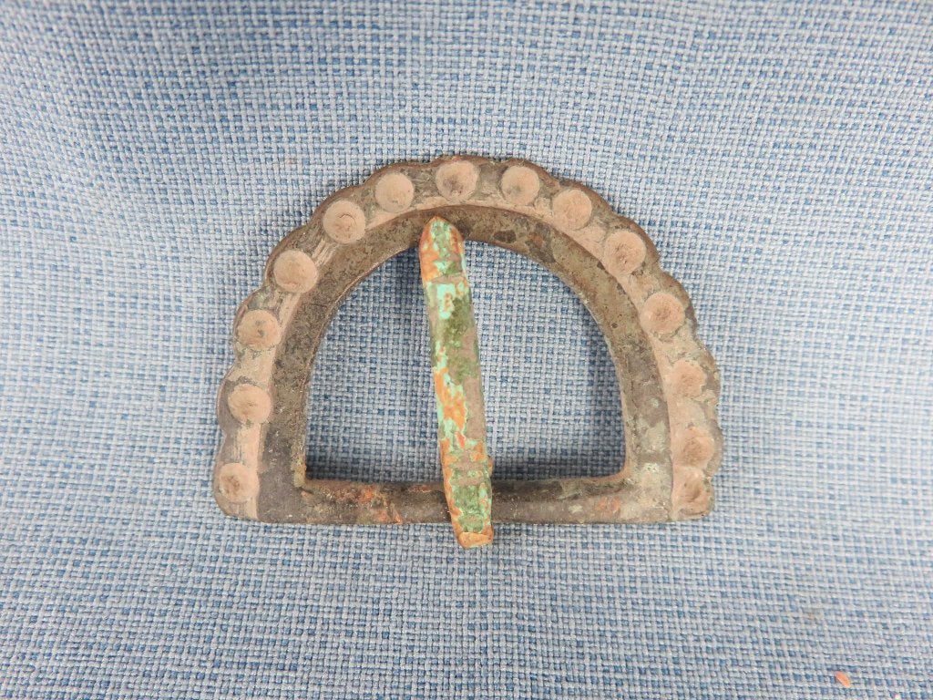 Byzantijns - gesp in brons . 6e - 11e eeuw . Bodemvondst., Ophalen of Verzenden, Brons
