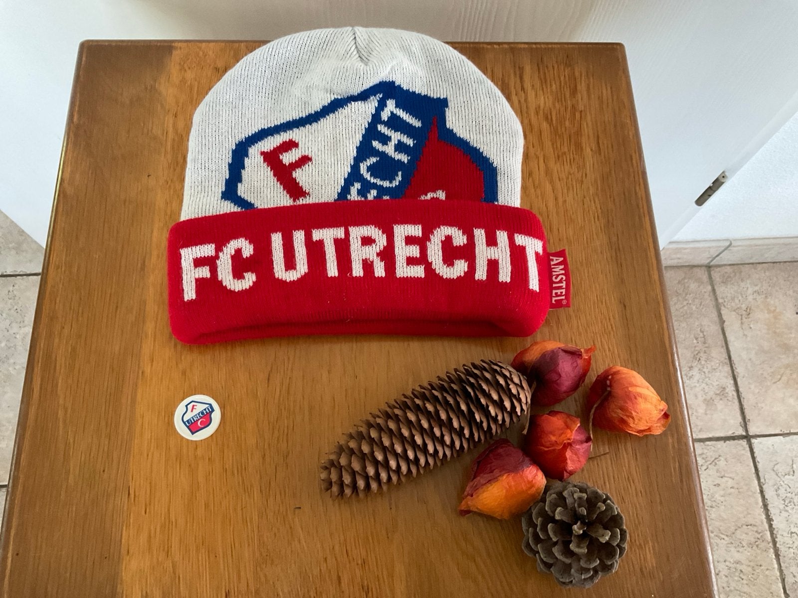 FC Utrecht Muts - Nieuwstaat, Ophalen of Verzenden, Zo goed als nieuw, One size fits all, Hoed
