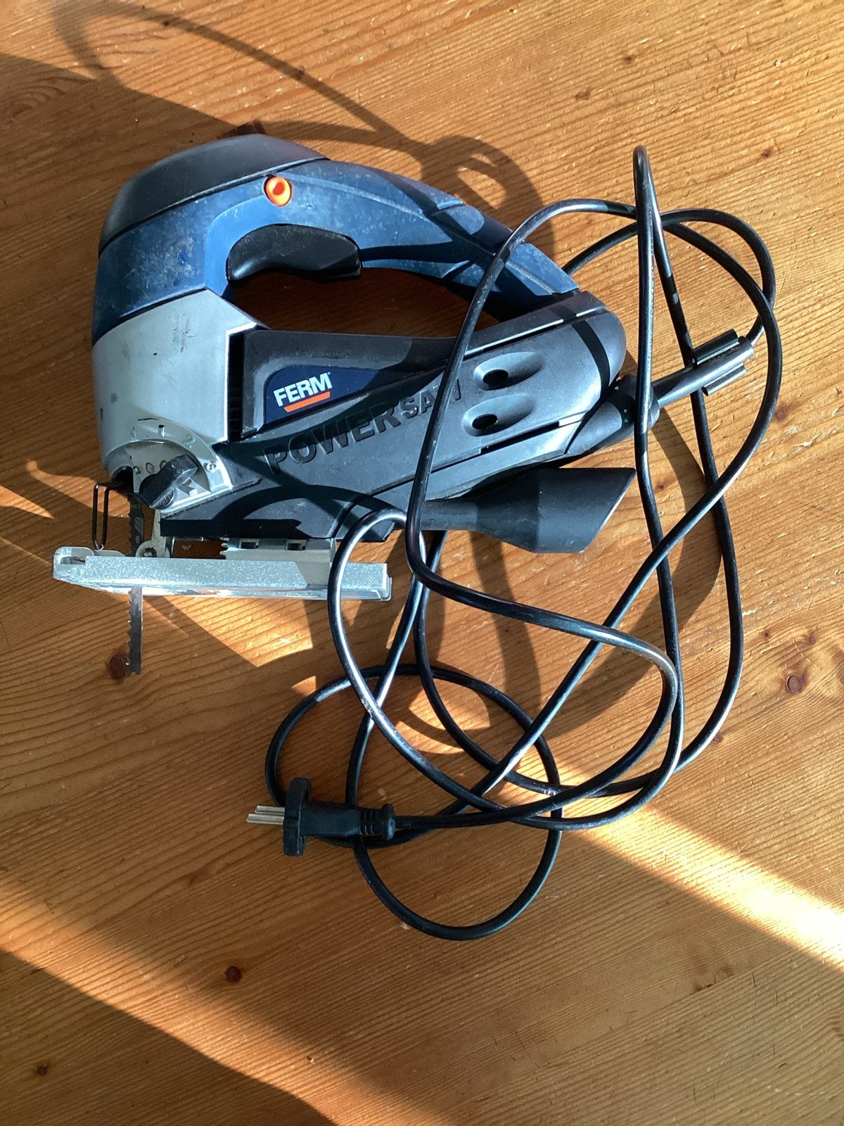 FERM JSM1014 Decoupeerzaag 710W - Krachtig en Veelzijdig, Doe-het-zelf en Verbouw, 600 tot 1200 watt, Ophalen of Verzenden, Zo goed als nieuw