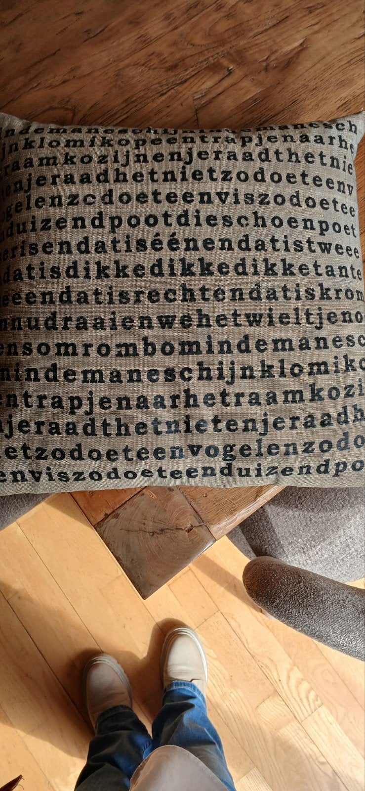 Kussen met kinderliedjestekst - zwart/beige, Ophalen of Verzenden, Zwart, Vierkant