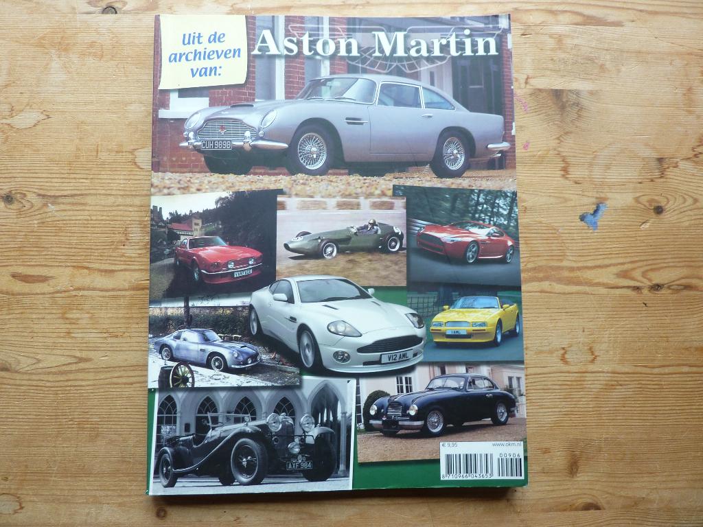 Uit de archieven van Aston Martin, Boeken, Auto's | Boeken, Gelezen, Diverse auteurs, Ophalen of Verzenden, Overige merken