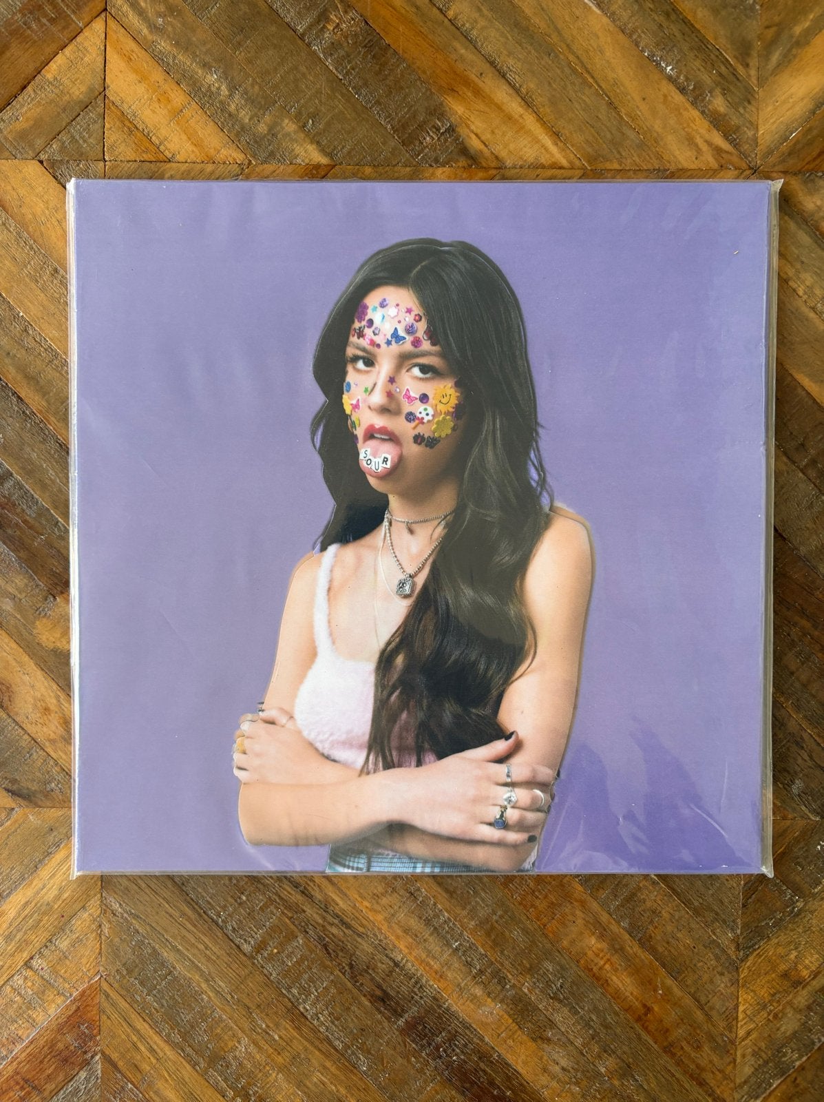 Olivia Rodrigo - Sour LP (IVC edition: #3129/3000), LP, Pop, Geseald, Ophalen of Verzenden