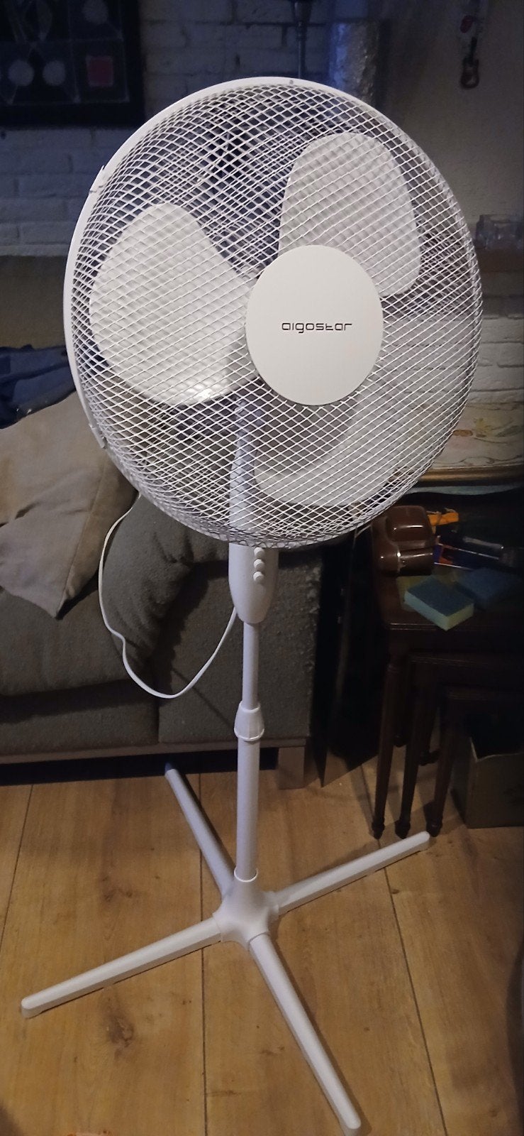 Aigostar Statiefventilator - Wit, 40W, 3 snelheden, Witgoed en Apparatuur, Ventilatoren, Ophalen, Gebruikt, Statiefventilator