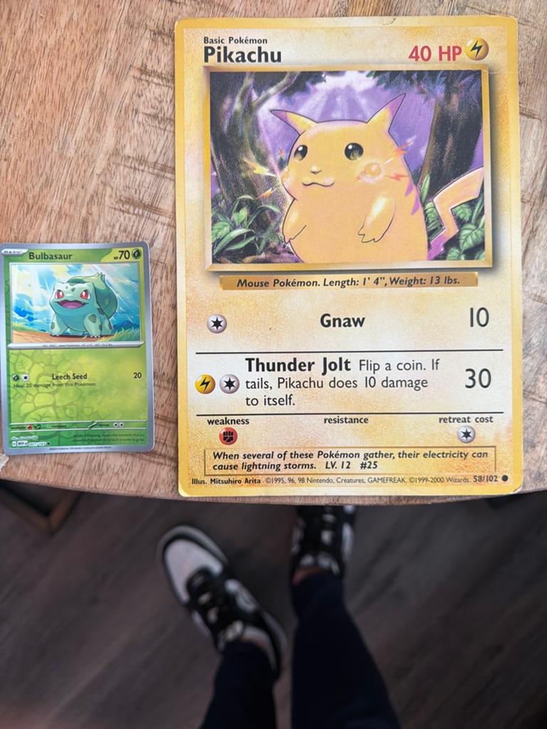 Pokémon Kaarten: Pikachu (Jungle), Hobby en Vrije tijd, Verzamelkaartspellen | Pokémon, Ophalen of Verzenden, Zo goed als nieuw