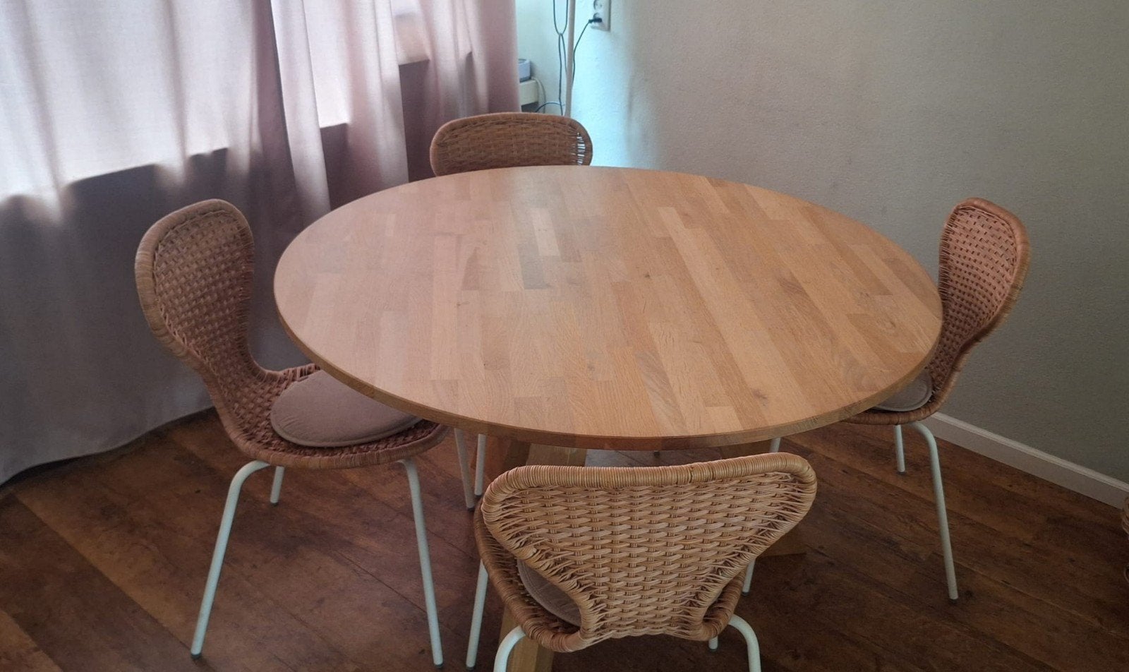 Eethoek mangohout incl stoelen, Rond, Ophalen of Verzenden, Zo goed als nieuw, 100 tot 150 cm