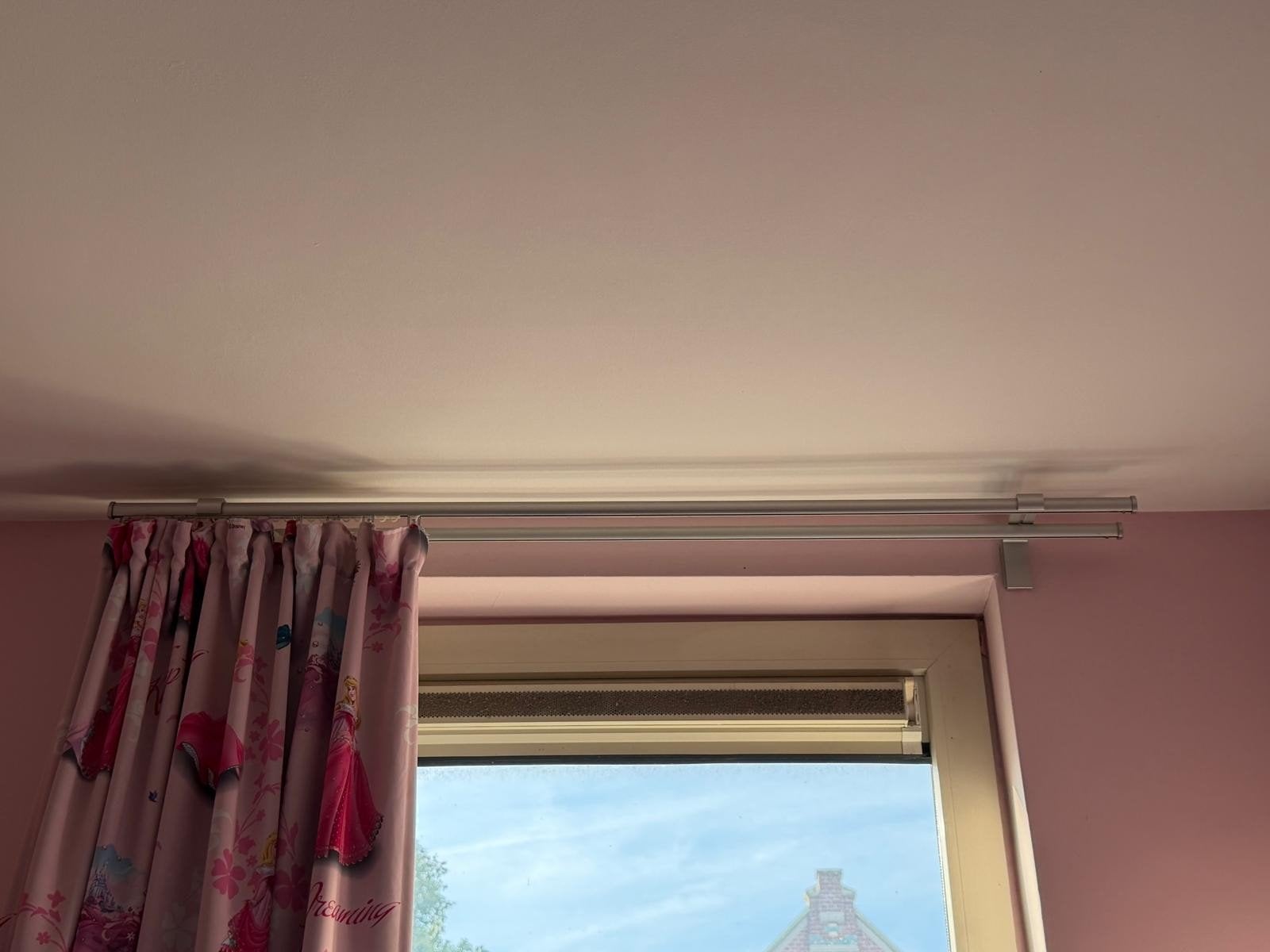Gordijnrails dubbel - 2x 1.40meter, Huis en Inrichting, Stoffering | Gordijnen en Lamellen, Ophalen, Inclusief montageonderdelen
