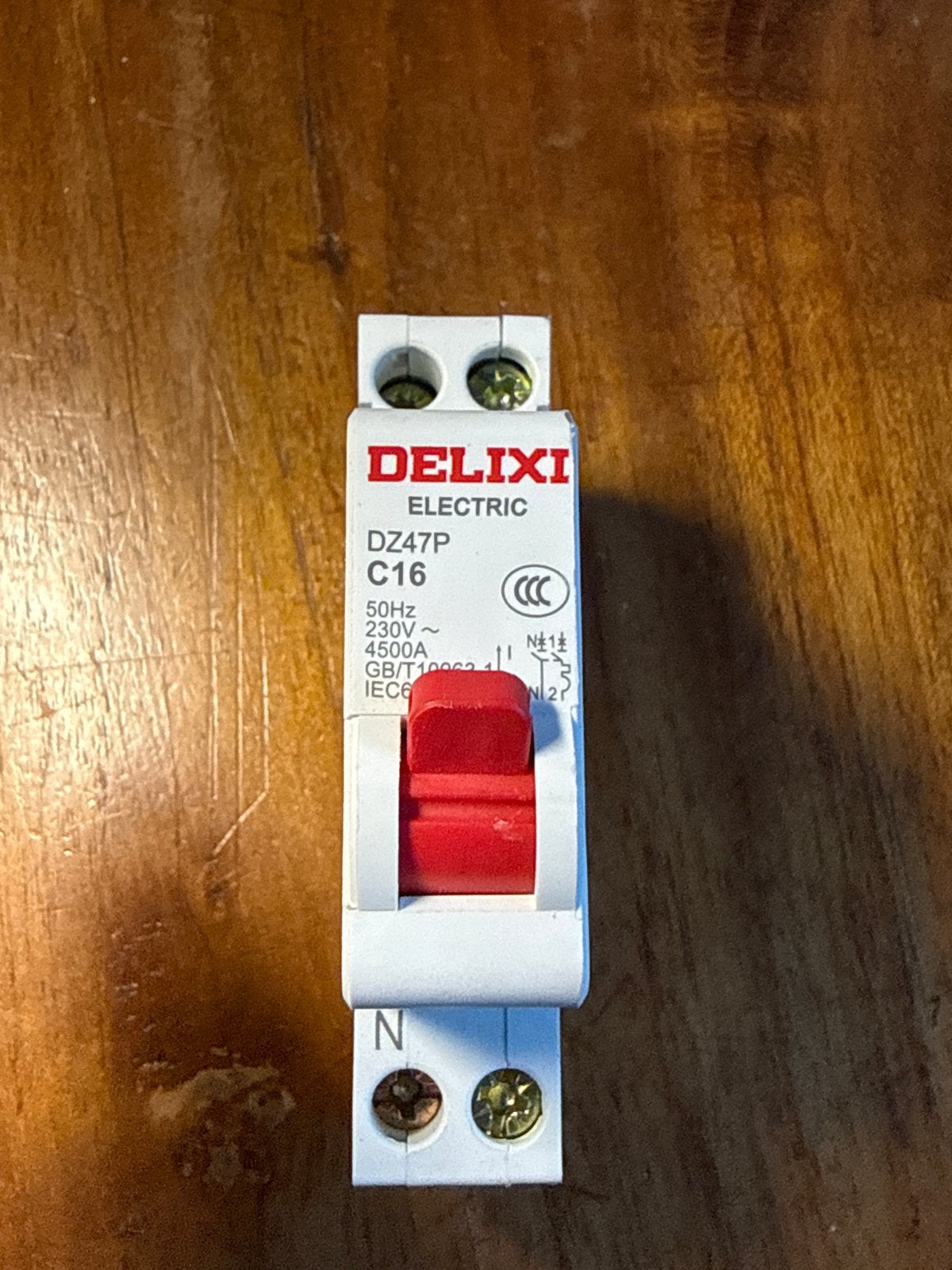 DELIXI DZ47P C16 Installatieautomaat 230V 4500A, Ophalen of Verzenden, Gebruikt, Overige merken, Installatieautomaat