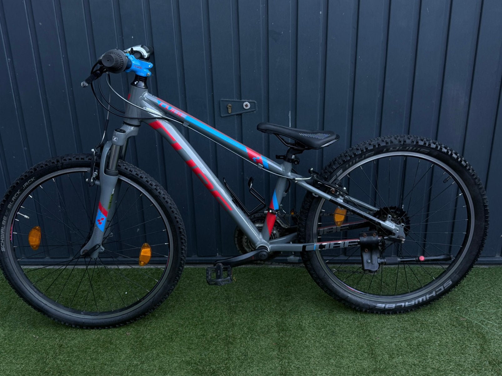 Cube Kid 240 - 24 inch - Kinderfiets MTB Mountainbike 🩶❤️, 24 inch of meer, Velgrem, V-brakes, Aluminium