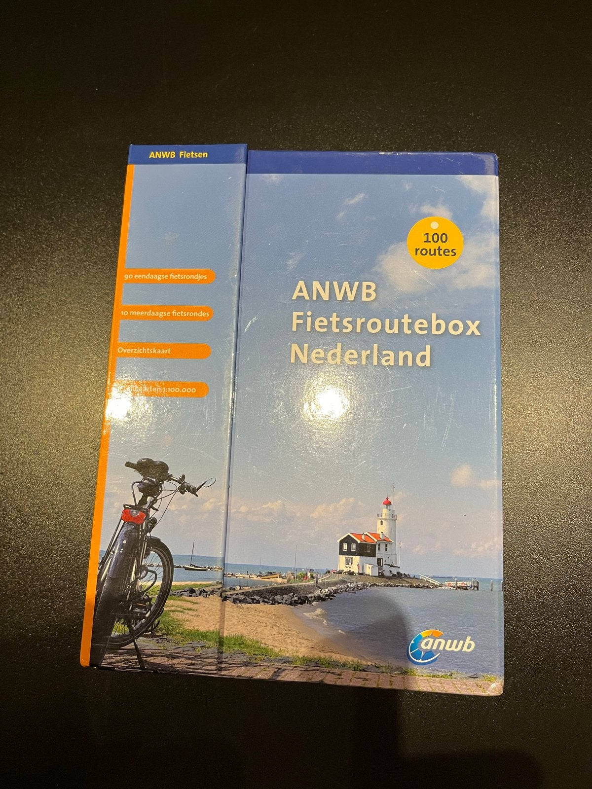 ANWB Fietsroutebox Nederland - 100 routes, Fiets- of Wandelgids, Ophalen of Verzenden, Zo goed als nieuw, ANWB