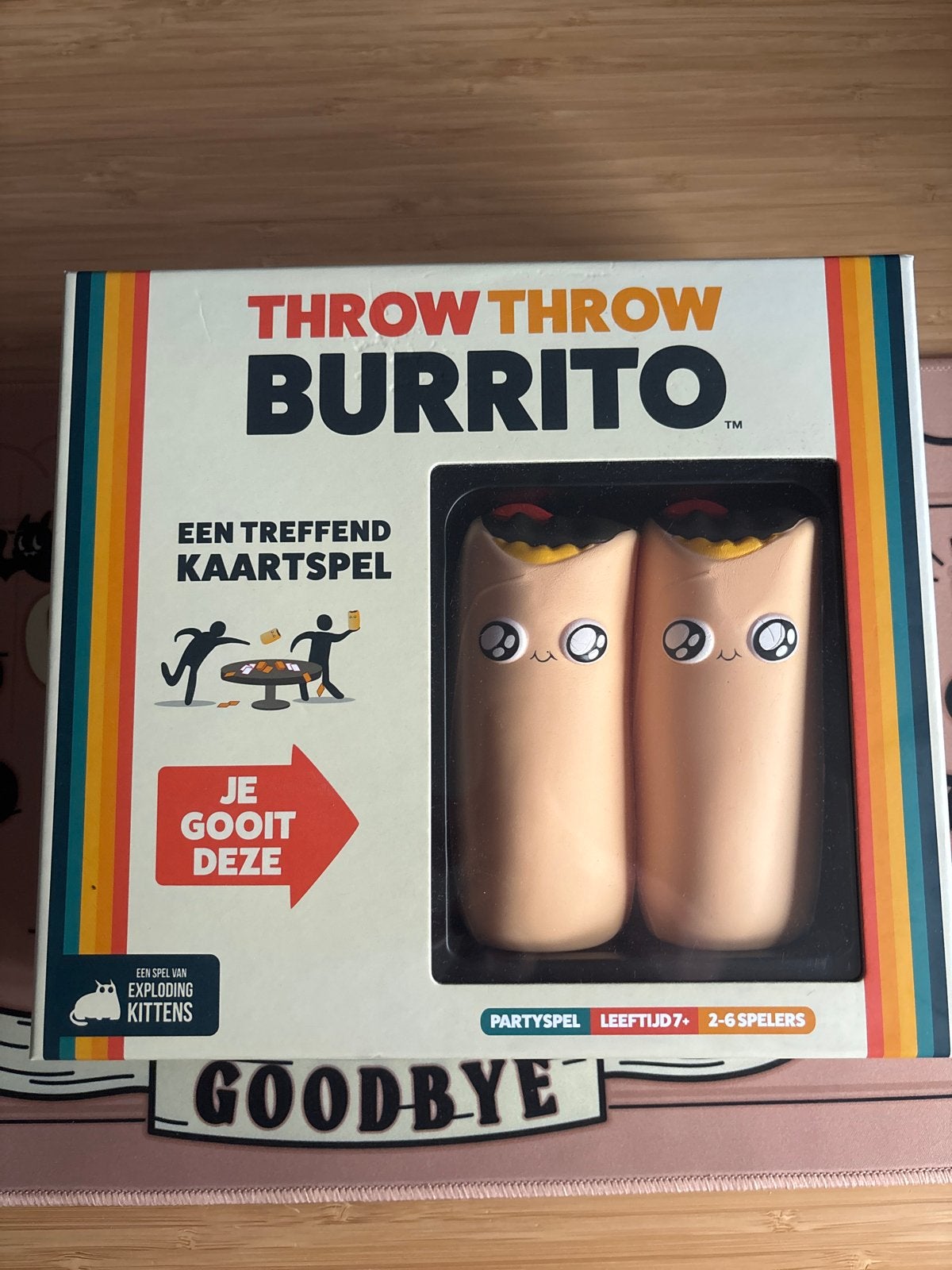 Throw Throw Burrito - Leuk bordspel, zo goed als nieuw!, Hobby en Vrije tijd, Gezelschapsspellen | Kaartspellen, Zo goed als nieuw