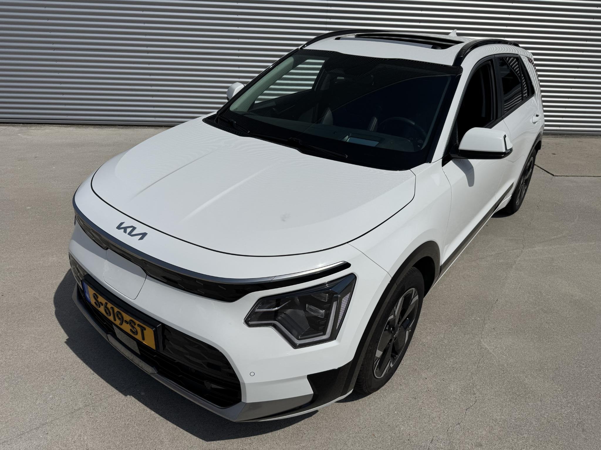 Foto 3 van Kia Niro EV DynamicPlusLine 64.8 kWh SOH 100%! | NW verkocht