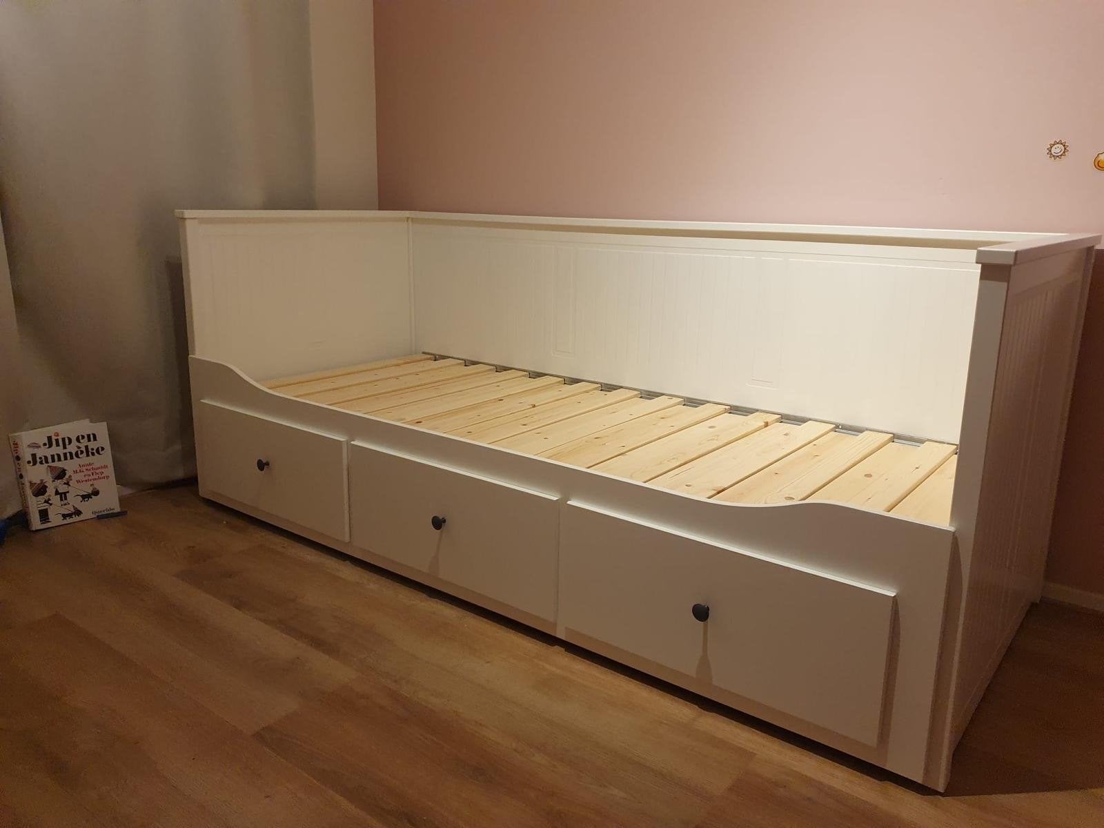 IKEA Hemnes bedbank met 3 lades en matras, Huis en Inrichting, Slaapkamer | Bedden, Ophalen, Wit, Tweepersoons, 200 cm
