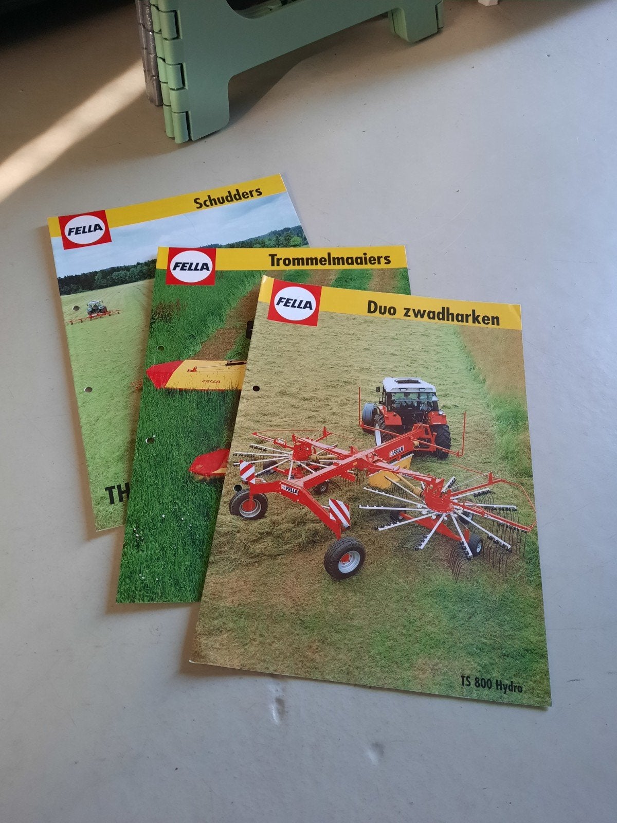 3x Fella hooibouw werktuigen folders, Ophalen of Verzenden, Zo goed als nieuw, Folder
