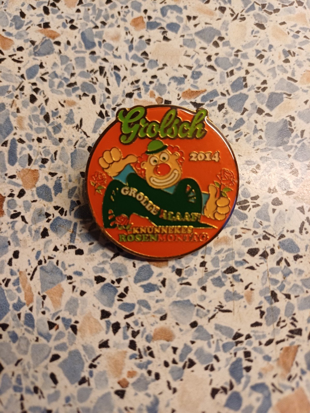 Grolsch Carnavalsspeld 2014 - Grolle Alaaf! Clown Pin, Ophalen of Verzenden, Nieuw, Figuurtje, Button