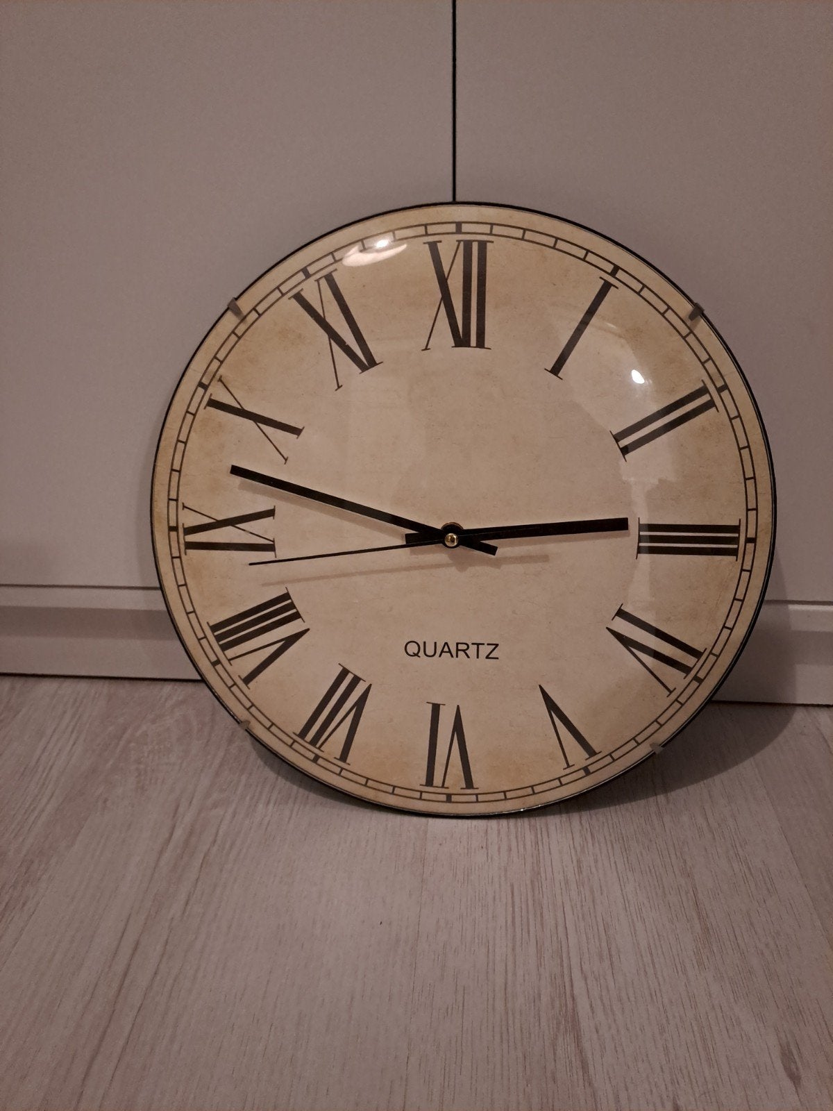 Stijlvolle wandklok met Romeinse cijfers, Ophalen, Nieuw, Wandklok