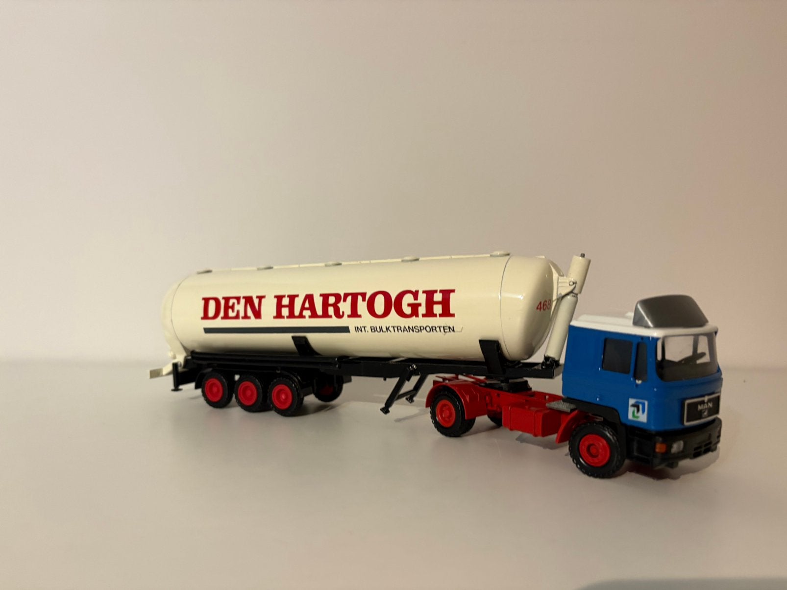 MAN F2000 Den Hartogh Conrad, Verzenden, Zo goed als nieuw, Bus of Vrachtwagen, Conrad