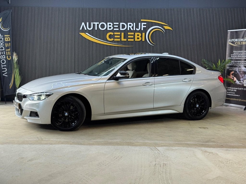 BMW 3-serie 328i xDrive High Executive 2013 MPAKKET AUT|PANO, Auto's, BMW, Euro 5, 15 km/l, Gebruikt, Beige