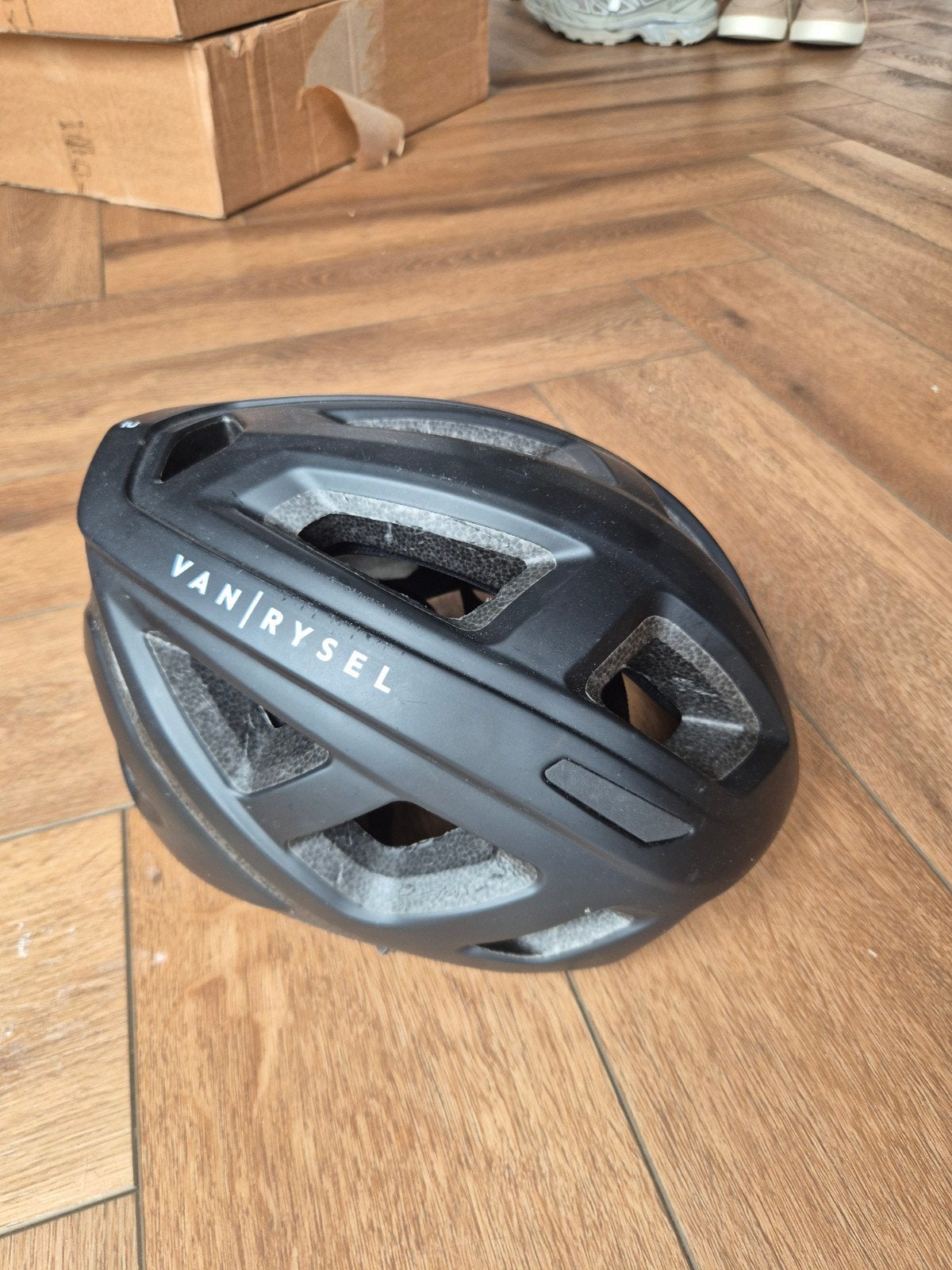Van Rysel Fietshelm - Maat L (59-62cm) - Zwart, Ophalen, L, Heer of Dame