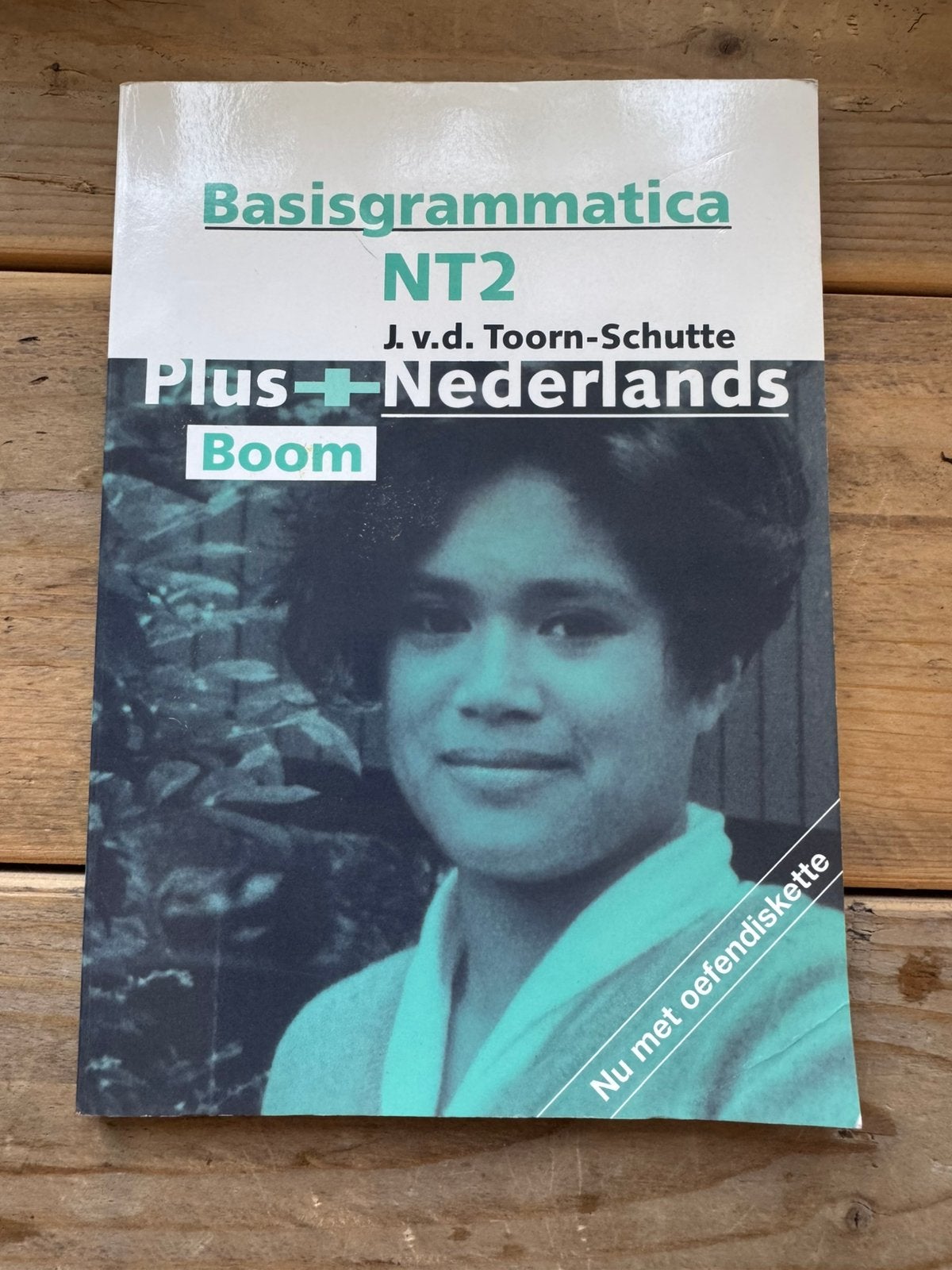 J. van der Toorn-Schutte - Basisgrammatica NT2, Verzenden, J. van der Toorn-Schutte, Zo goed als nieuw, Nederlands