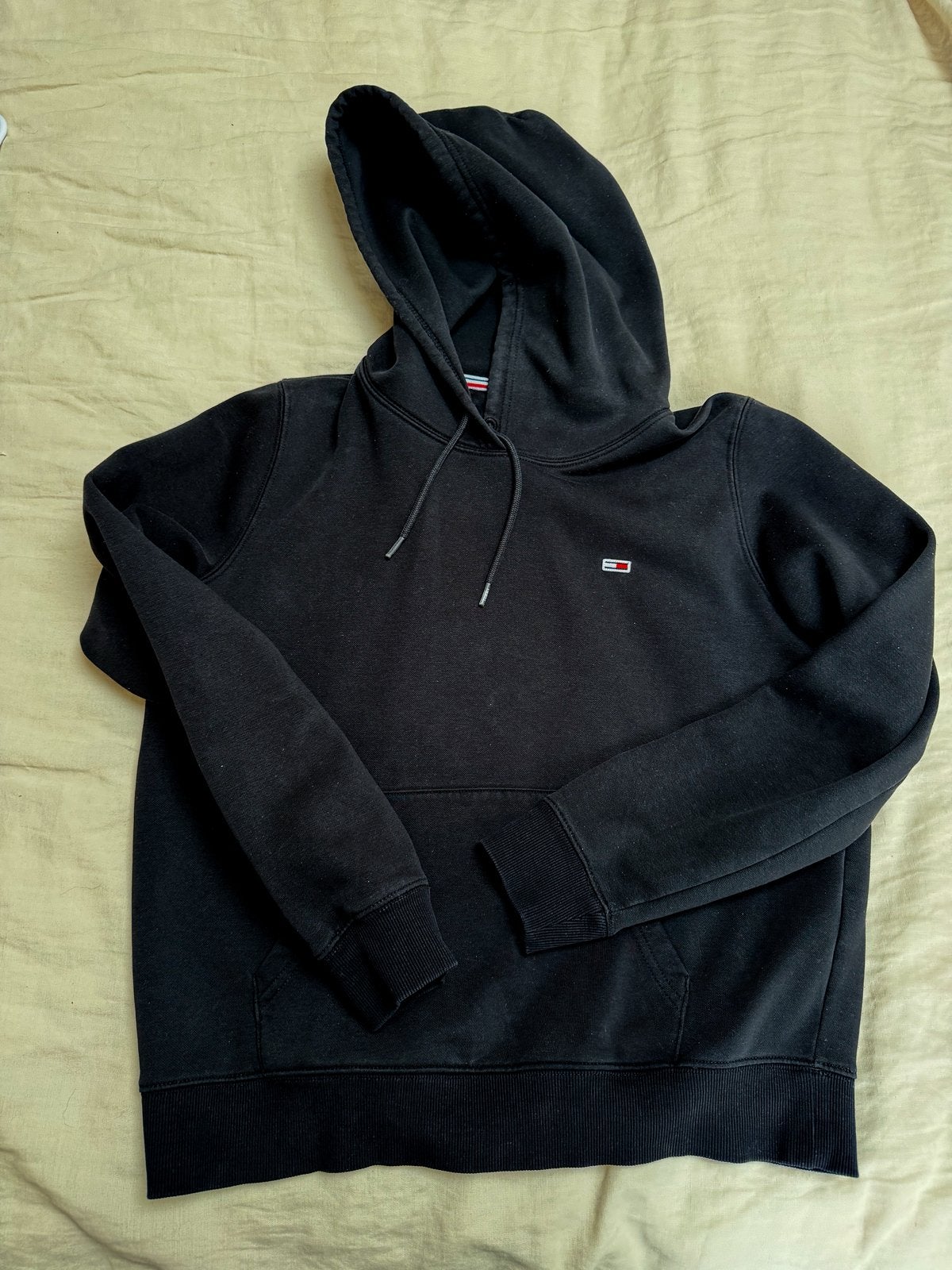 Hoodie van Tommy Hilfiger, Kleding | Dames, Ophalen of Verzenden, Gedragen, Maat 38/40 (M), Zwart