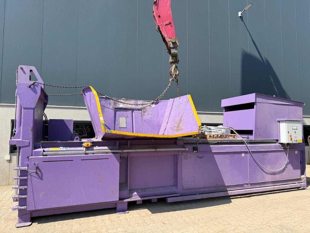 65 tons papier / kleding / recycling pers, Ophalen