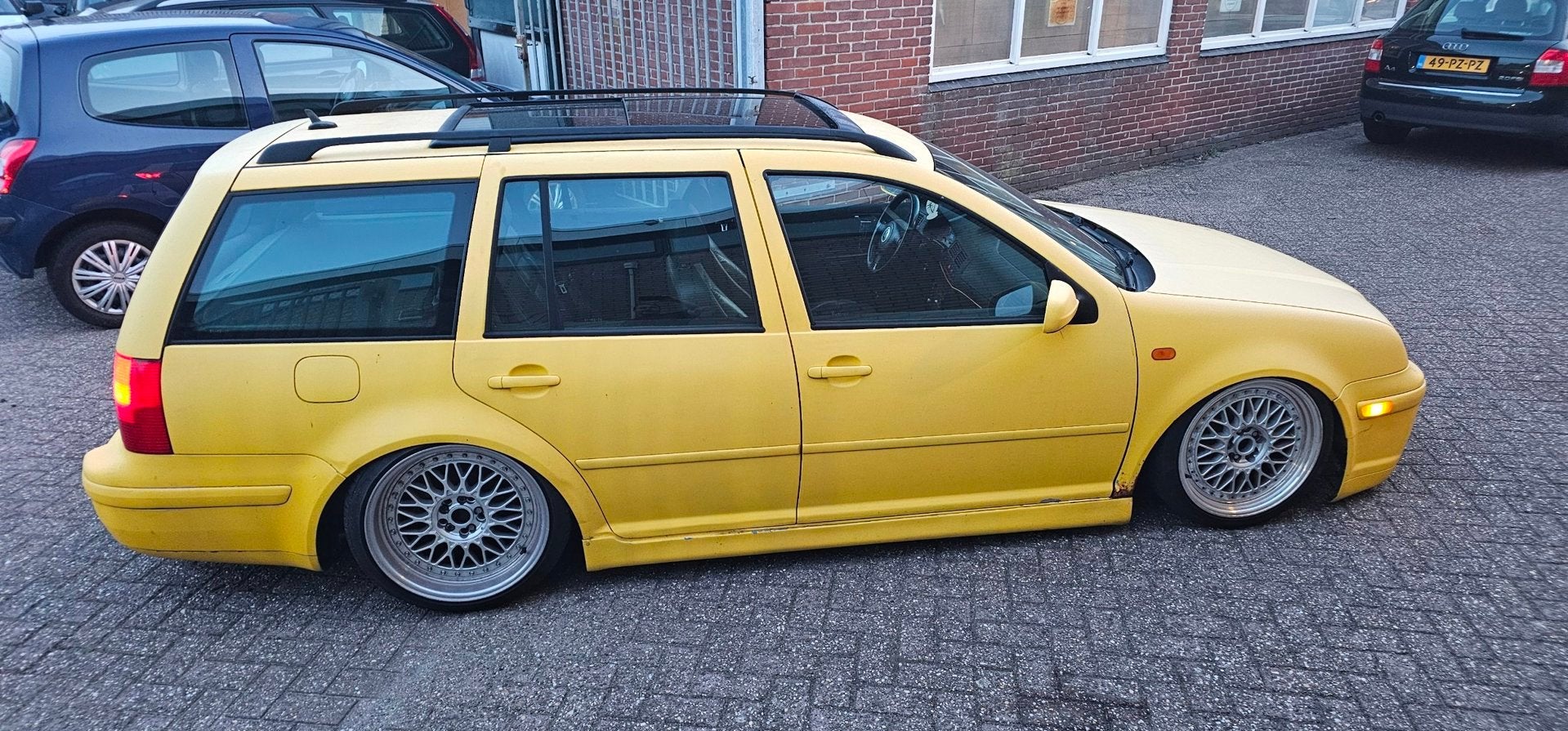 Volkswagen JETTA Airride dikke wheels airco etc showcar, Auto's, Gebruikt, 116 pk, Bedrijf, Jetta