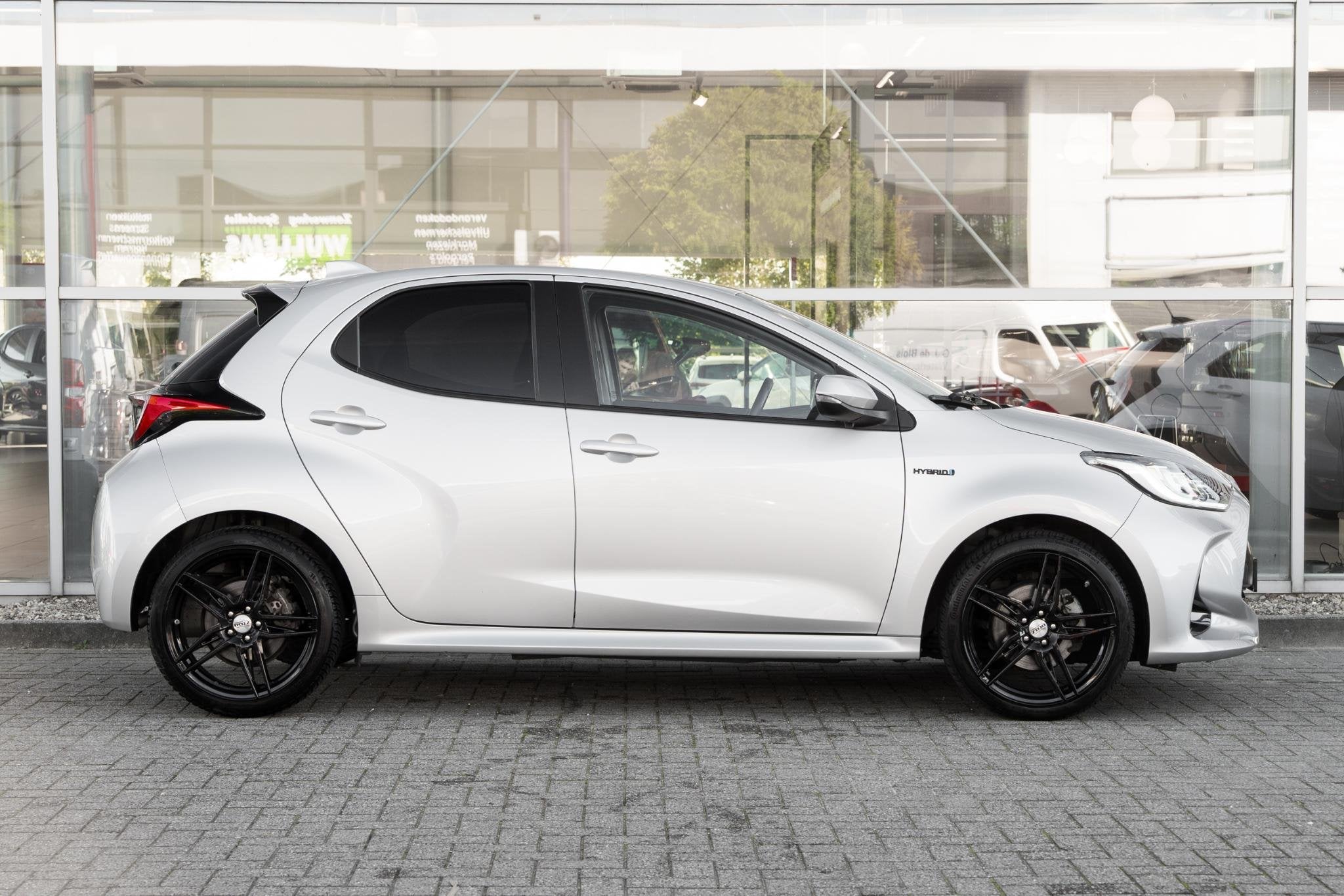 Toyota Yaris 1.5 Hybrid Dynamic, Auto's, Gebruikt, Euro 6, Adaptive Cruise Control, 49 €/maand
