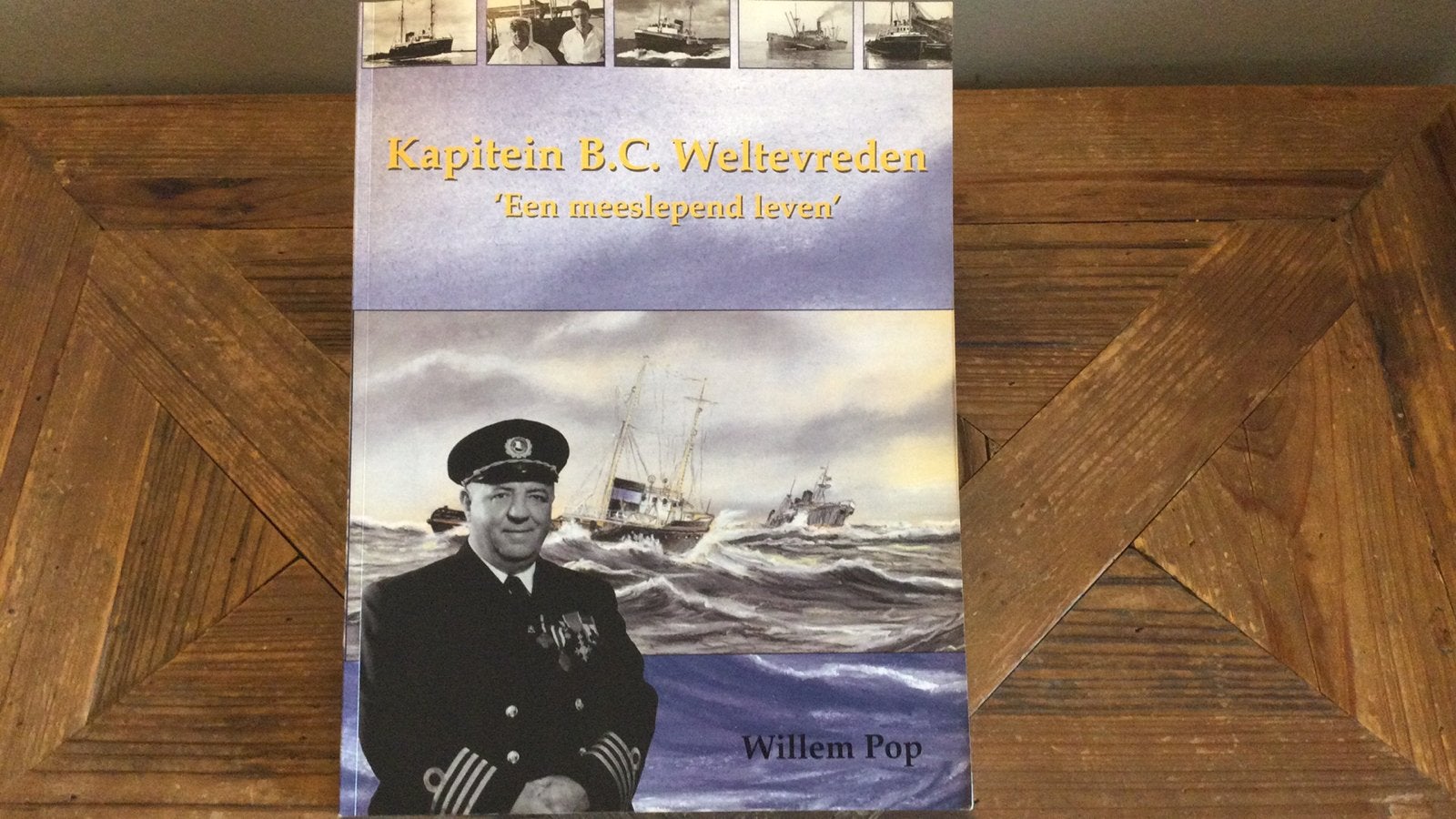W. Pop - Kapitein B.C. Weltevreden, Boeken, Europa, Ophalen of Verzenden, Zo goed als nieuw, W. Pop