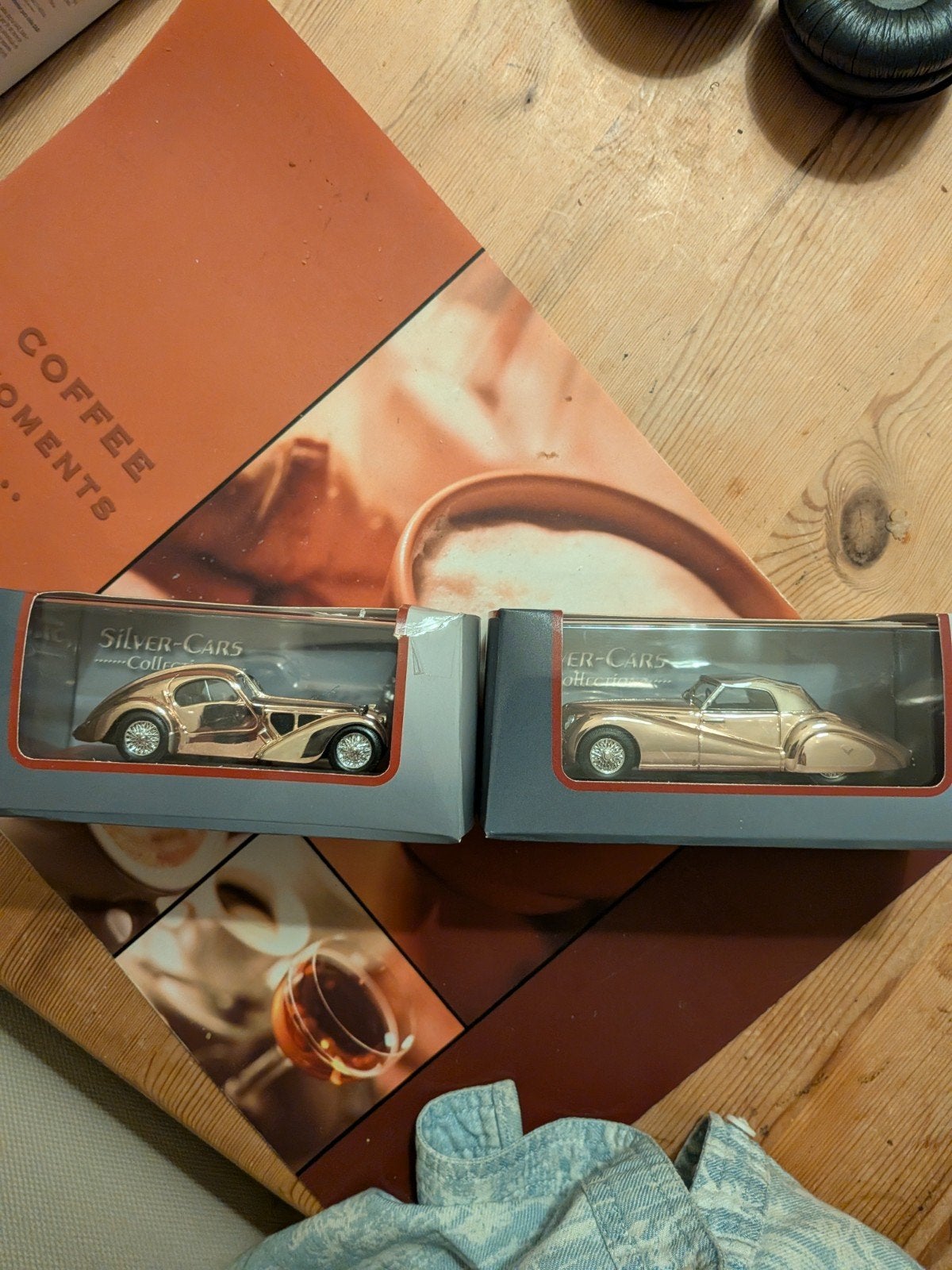 Alfa Romeo 6C 2500 SS Silver Cars Collection model, Overige merken, 1:50 of kleiner, Auto, Nieuw