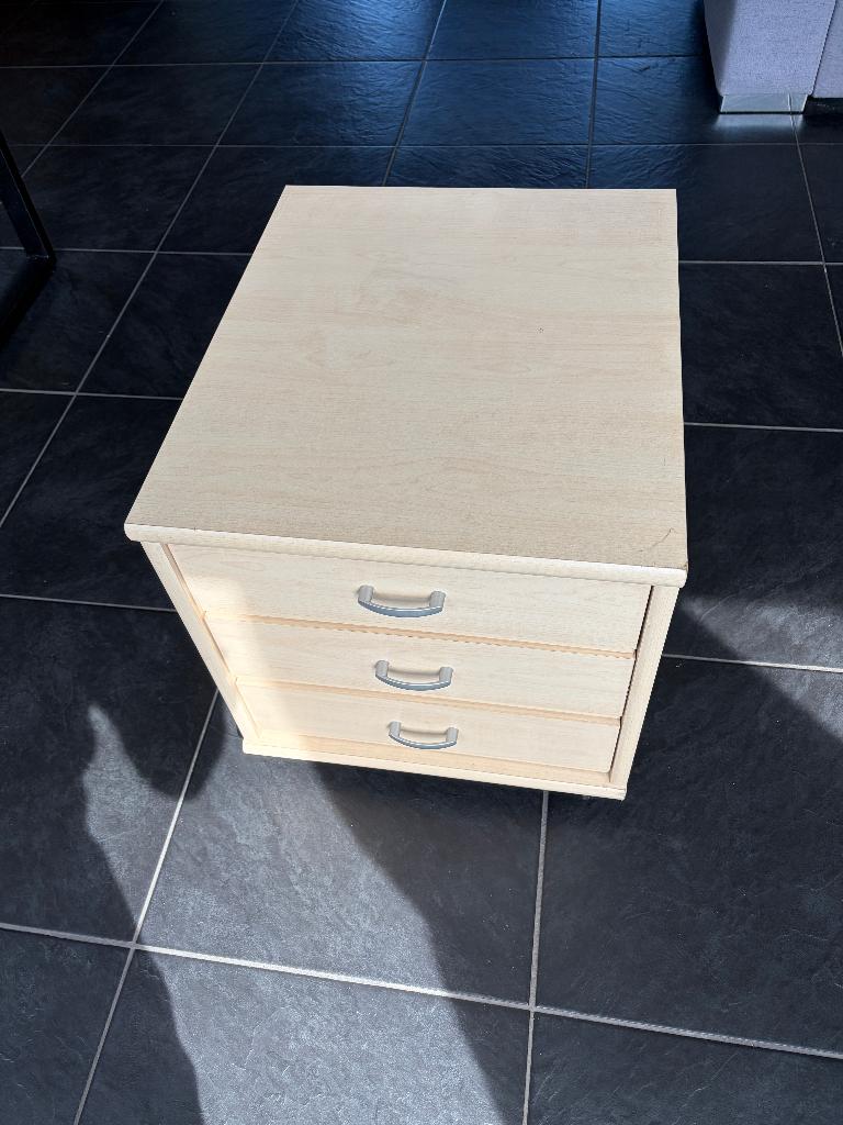 Kadekastje, Ophalen, Overige materialen, Minder dan 50 cm, Gebruikt