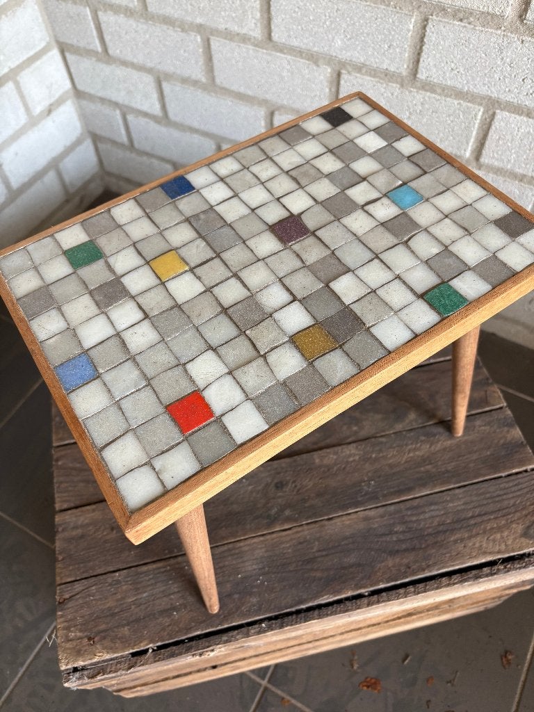 Bijzet tafeltje ingelegd met kleine tegeltjes, Ophalen